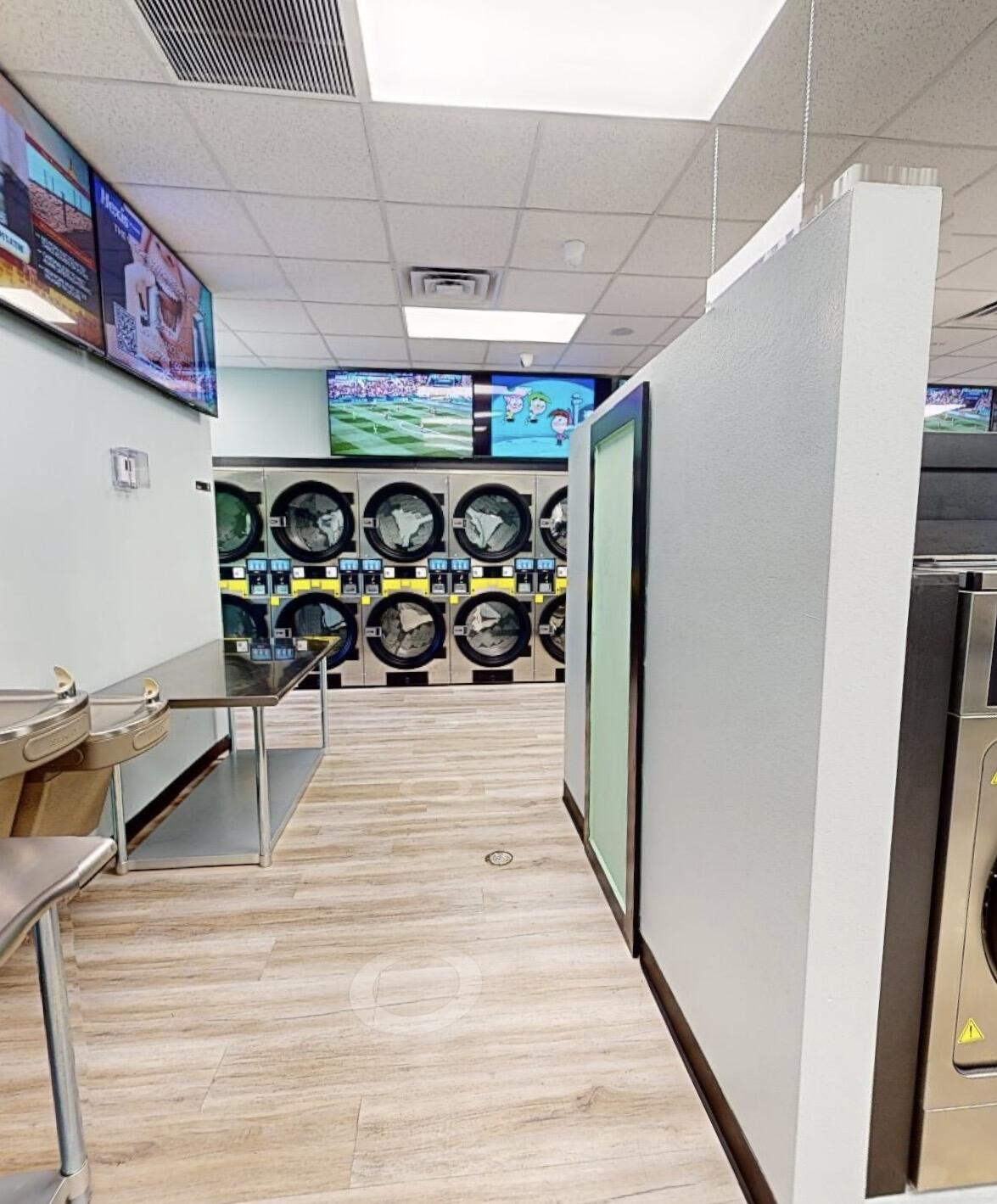 4618 Forest Hill Boulevard B