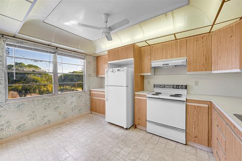 Tiny photo for 2006 Granada Drive #A3, Coconut Creek, FL 33066 (MLS # F10474625)