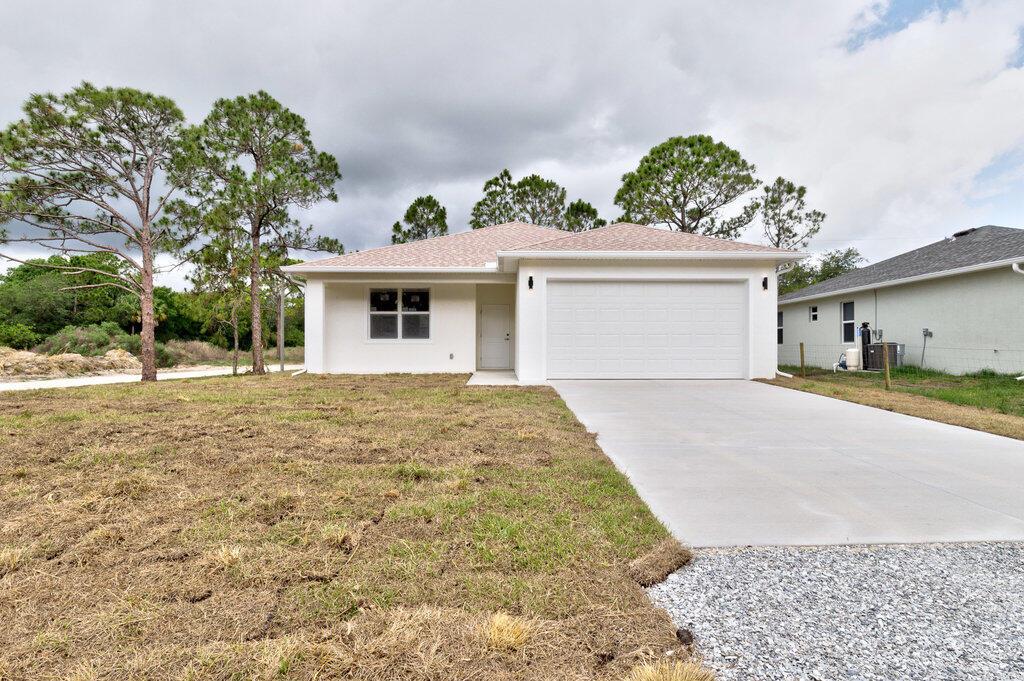 View Vero Beach, FL 32967 house
