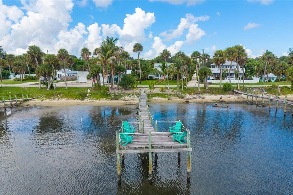 Photo of 4360 NE INDIAN RIVER Drive, Jensen Beach, FL 34957 (MLS # B26073235)