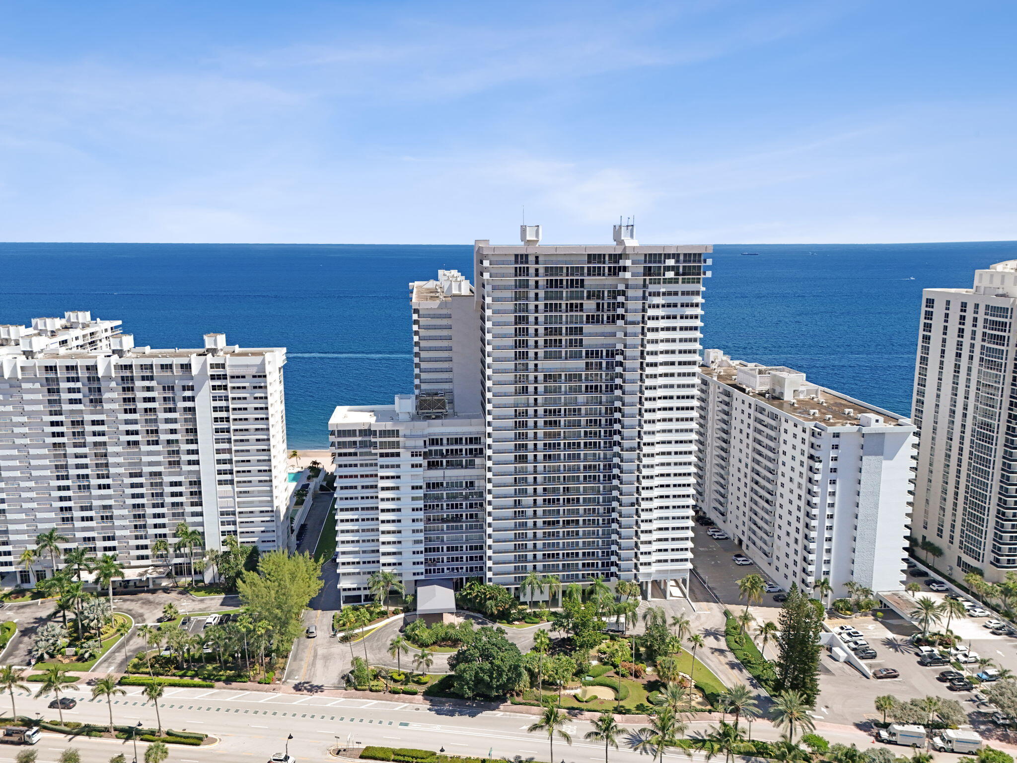 4280 GALT OCEAN Drive 8L