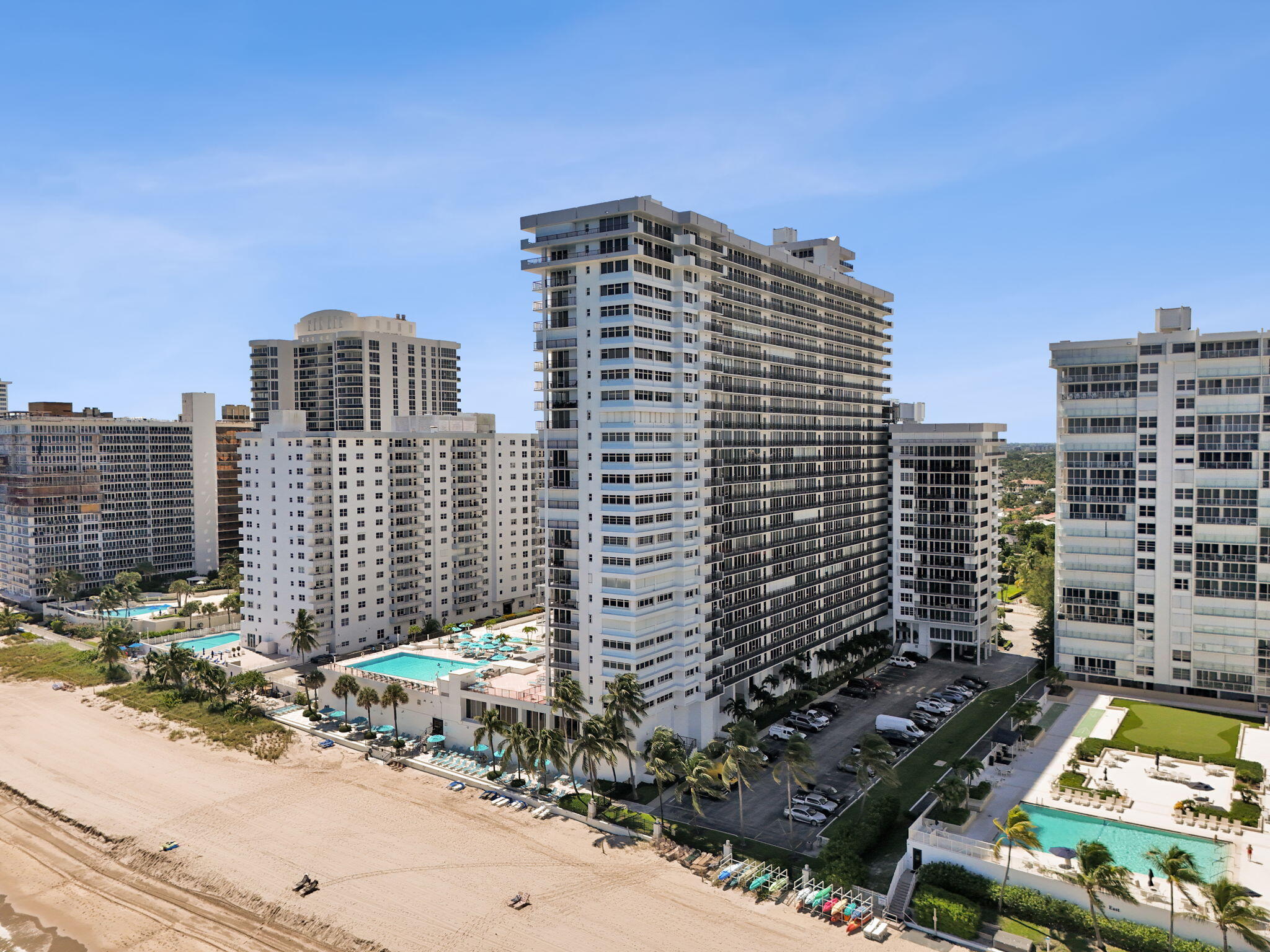 4280 GALT OCEAN Drive 8L