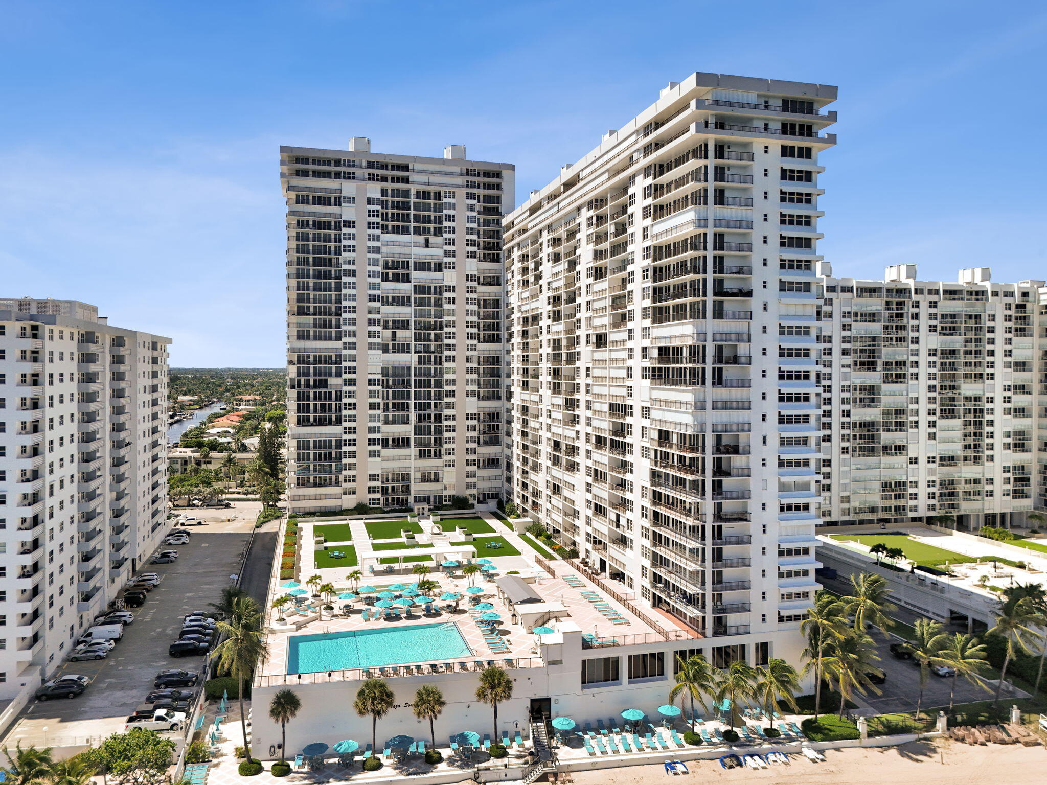 4280 GALT OCEAN Drive 8L