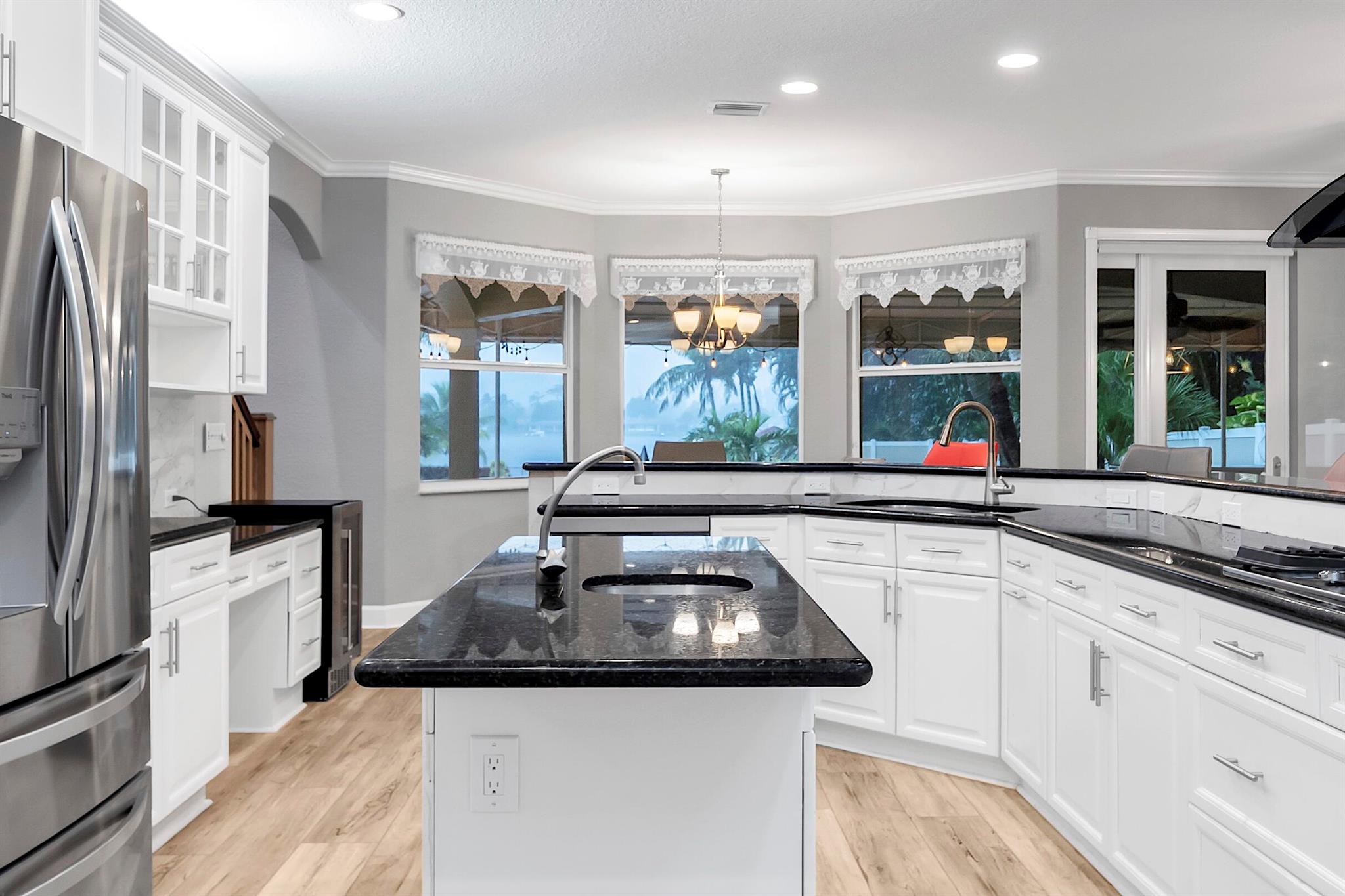 LAKE OSBORNE PARK - Residential