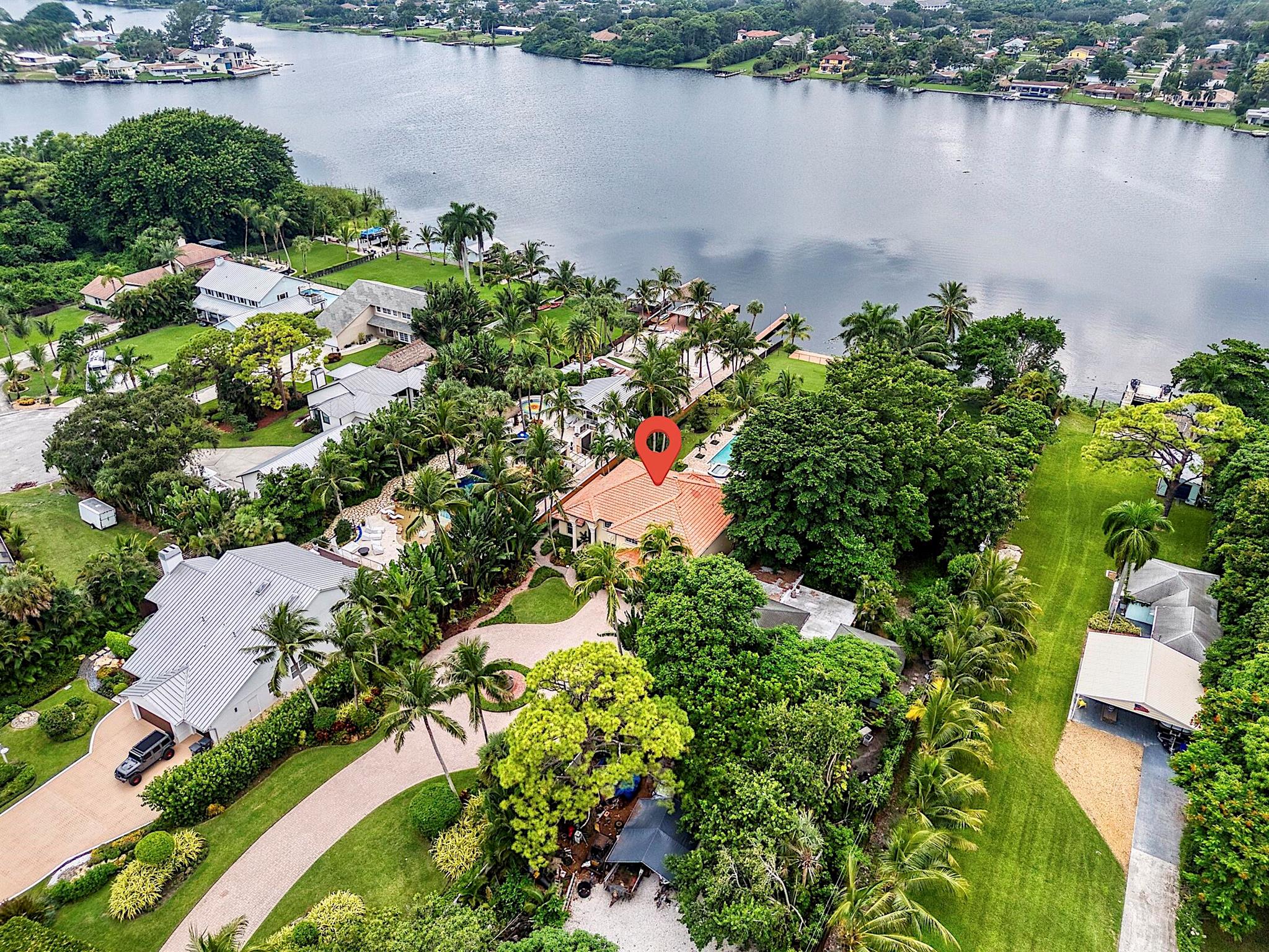 LAKE OSBORNE PARK - Residential