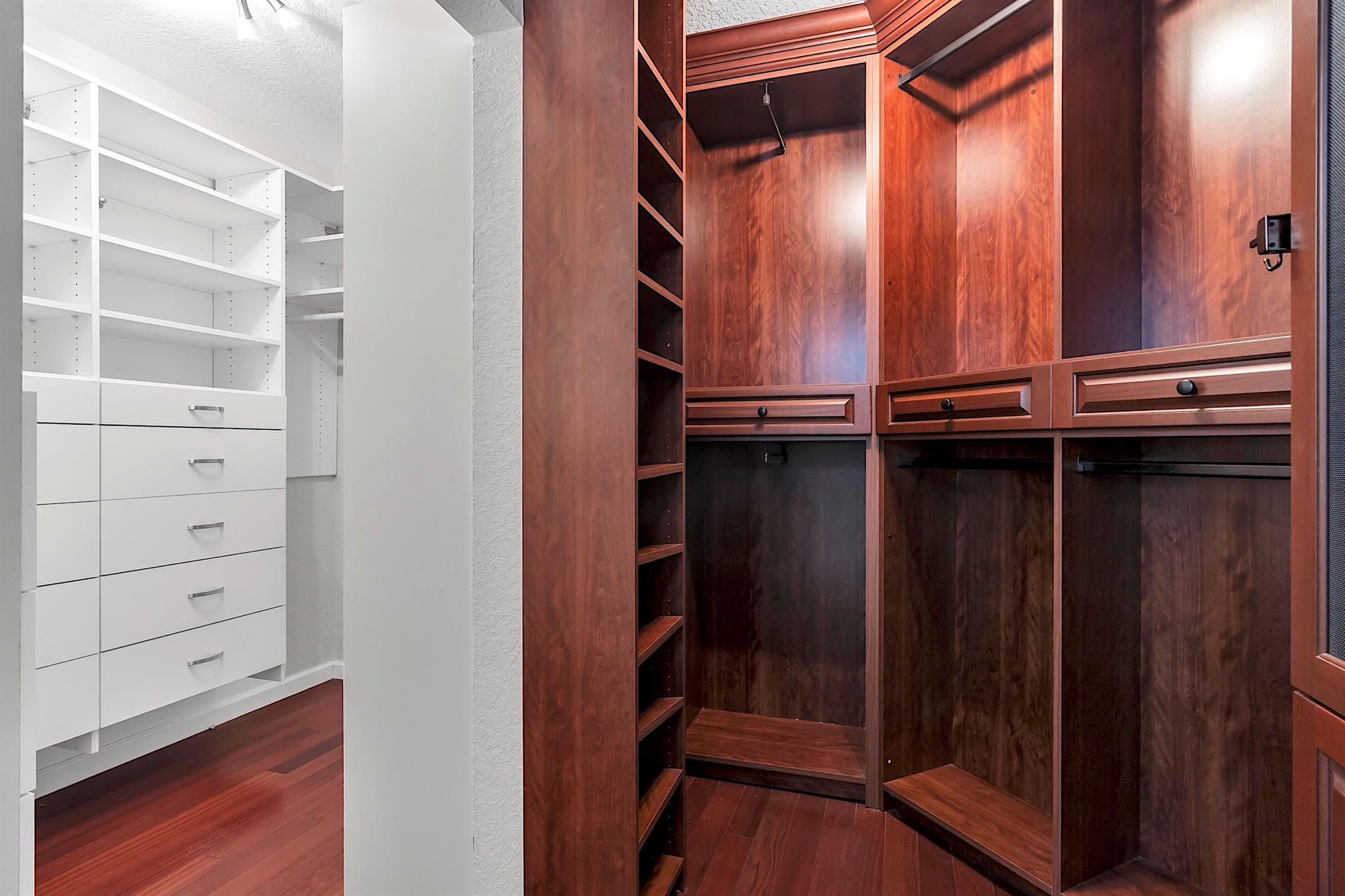 LAKE OSBORNE PARK - Residential