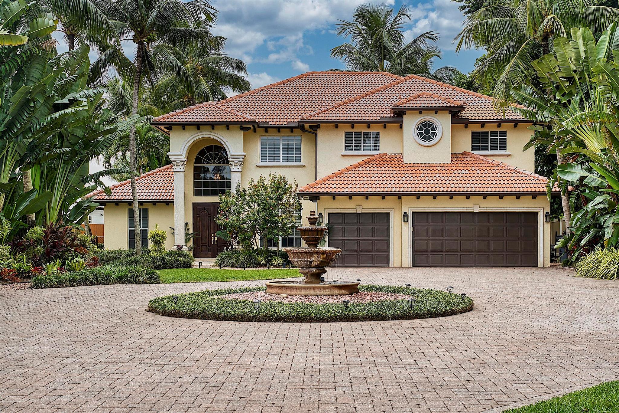 LAKE OSBORNE PARK - Residential