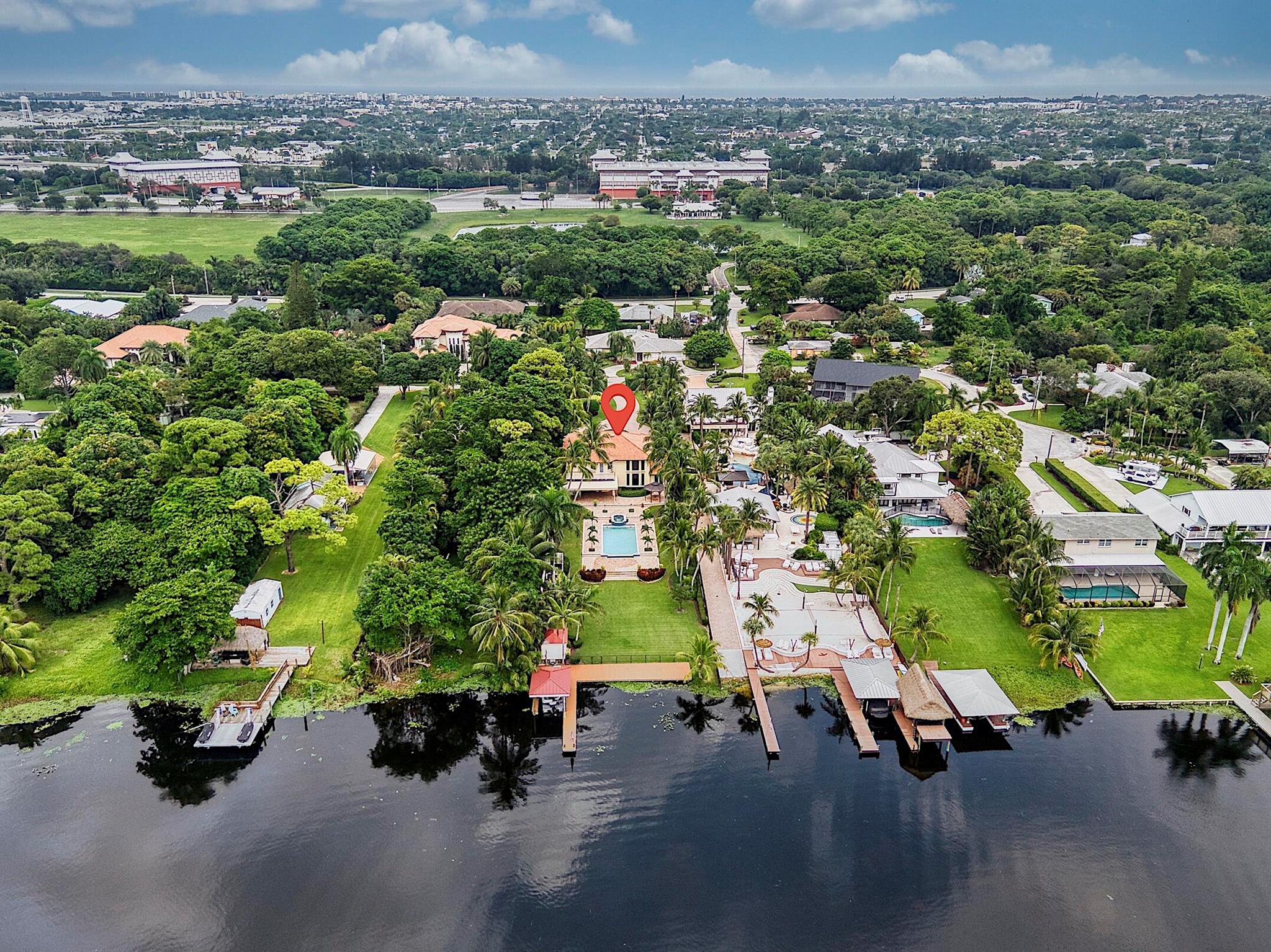 LAKE OSBORNE PARK - Residential