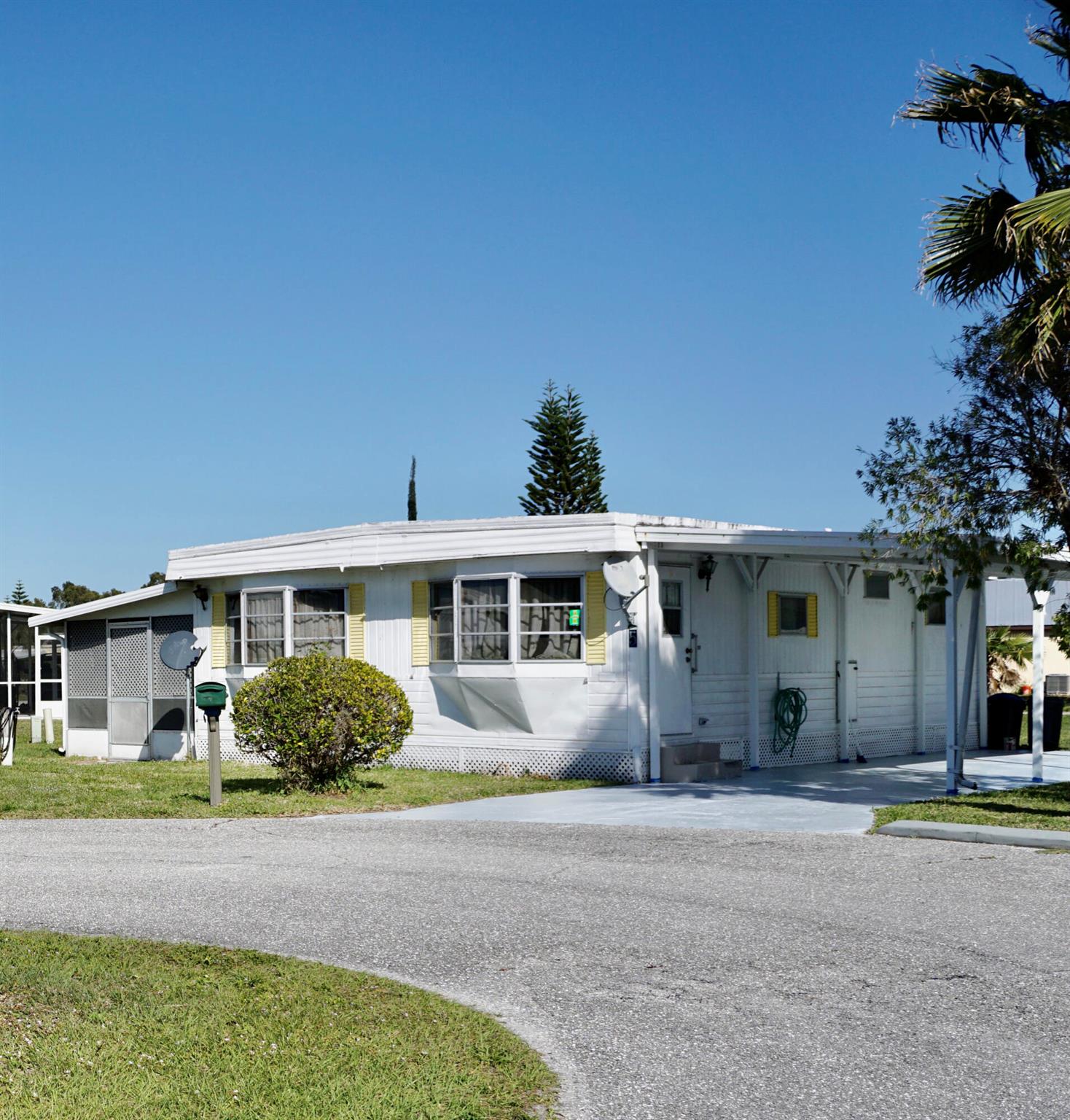 Spanish Lakes One - Residential