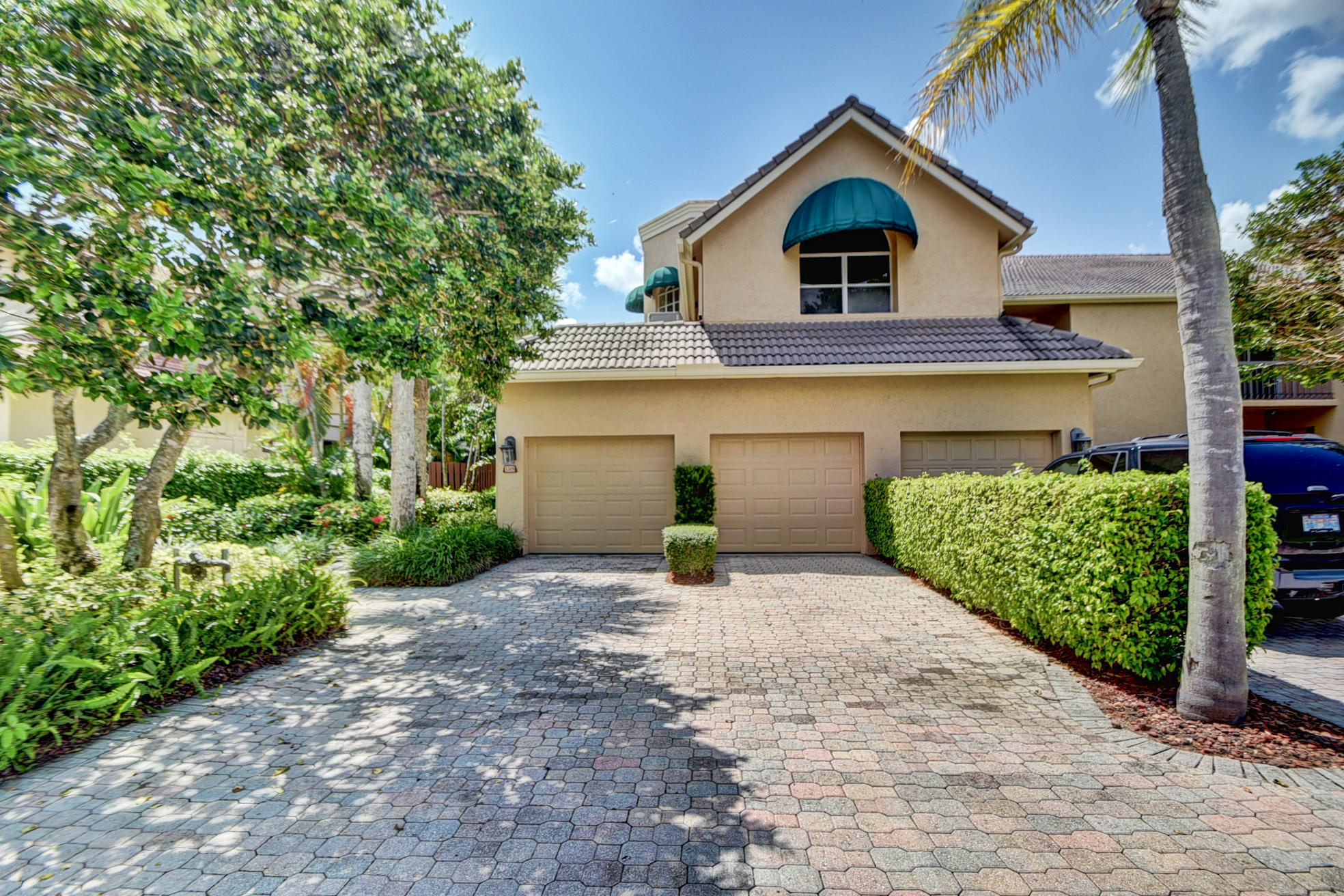 NASSAU BAY - Residential