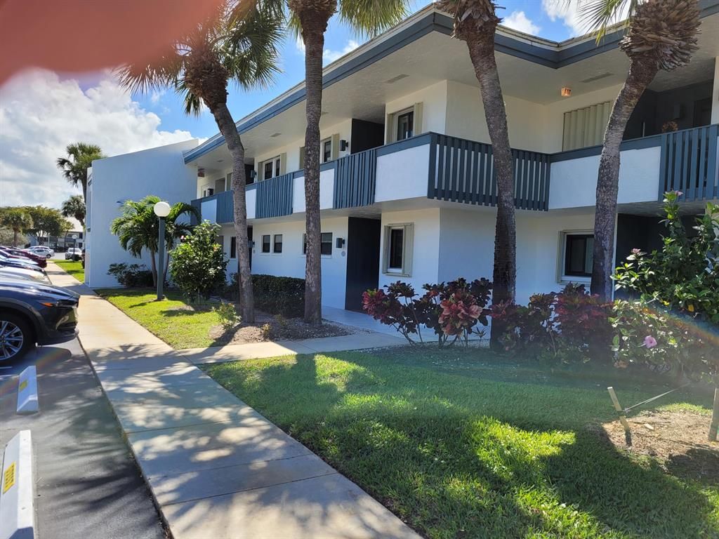 Photo of 175 SE Saint Lucie Boulevard #B67, Stuart, FL 34996 (MLS # R10695923)