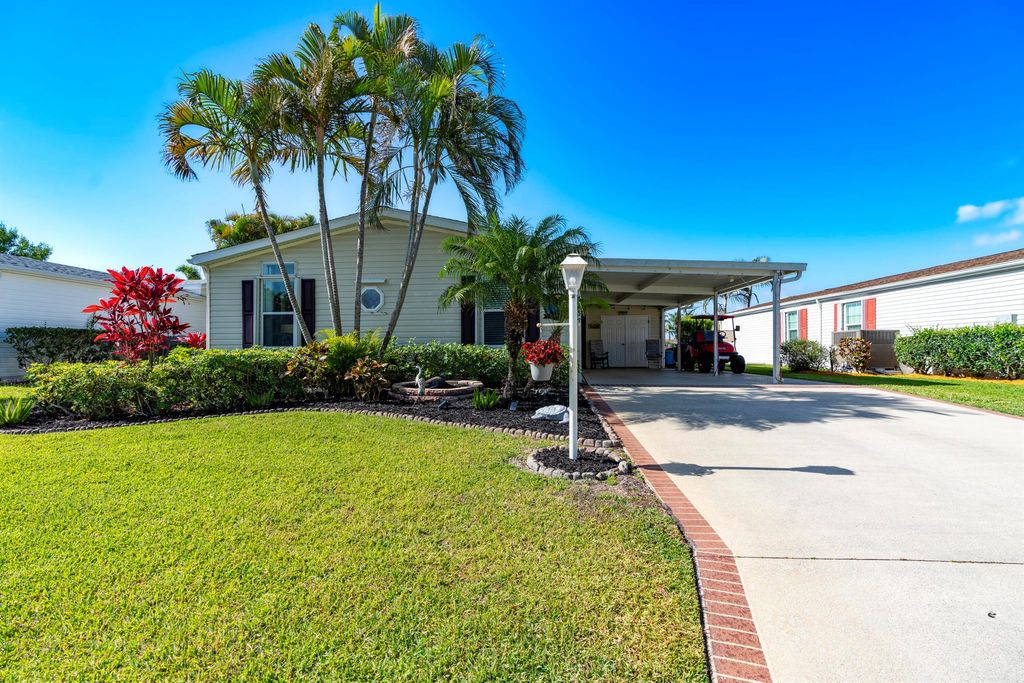 Photo of 3237 Perigrine Falcon Drive, Port Saint Lucie, FL 34952 (MLS # R10983614)