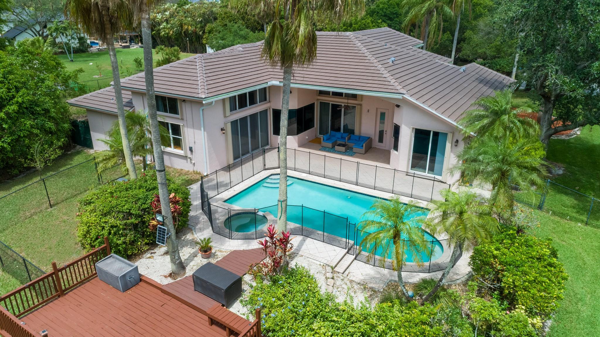 Fla Fruit Lands Co Sub 1 - Residential Lease