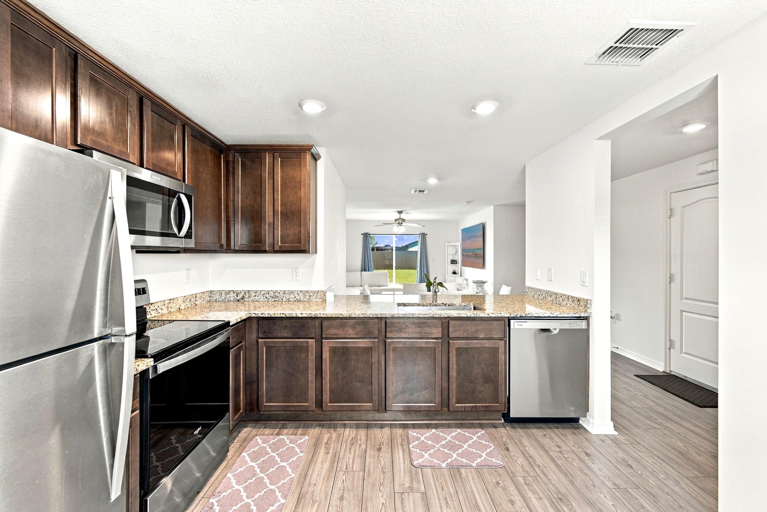 951 SW Paar Drive