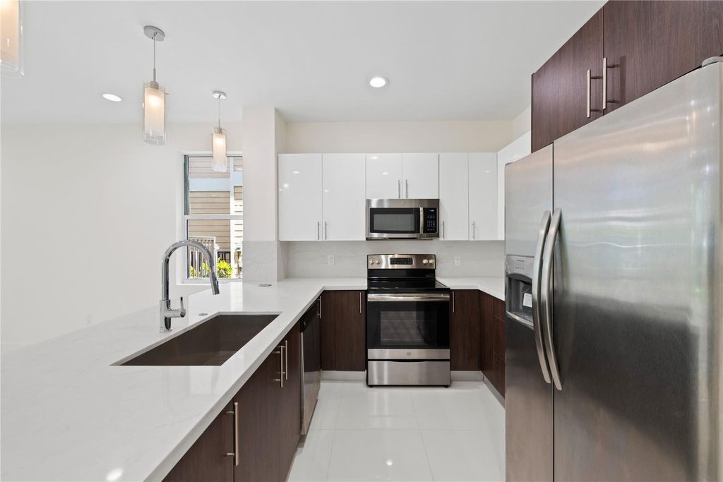 Photo of 1430 SW 4th Avenue #1430, Fort Lauderdale, FL 33315 (MLS # F10520784)