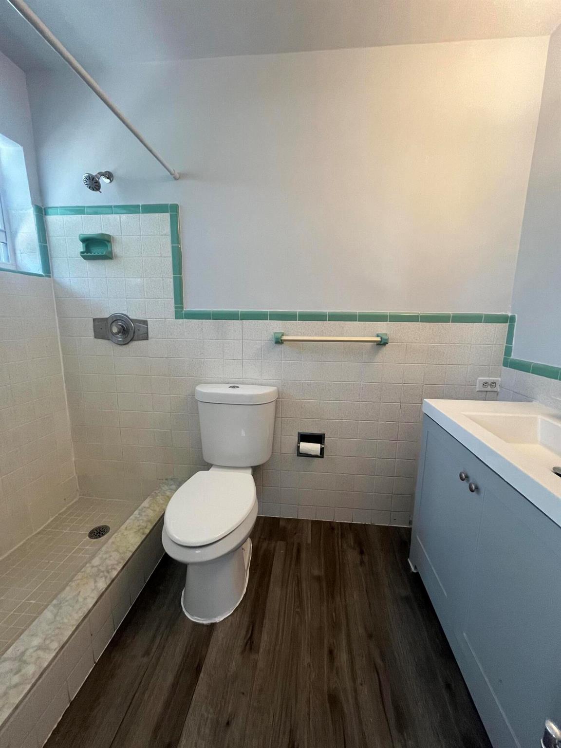 THE COVE - Residential Lease