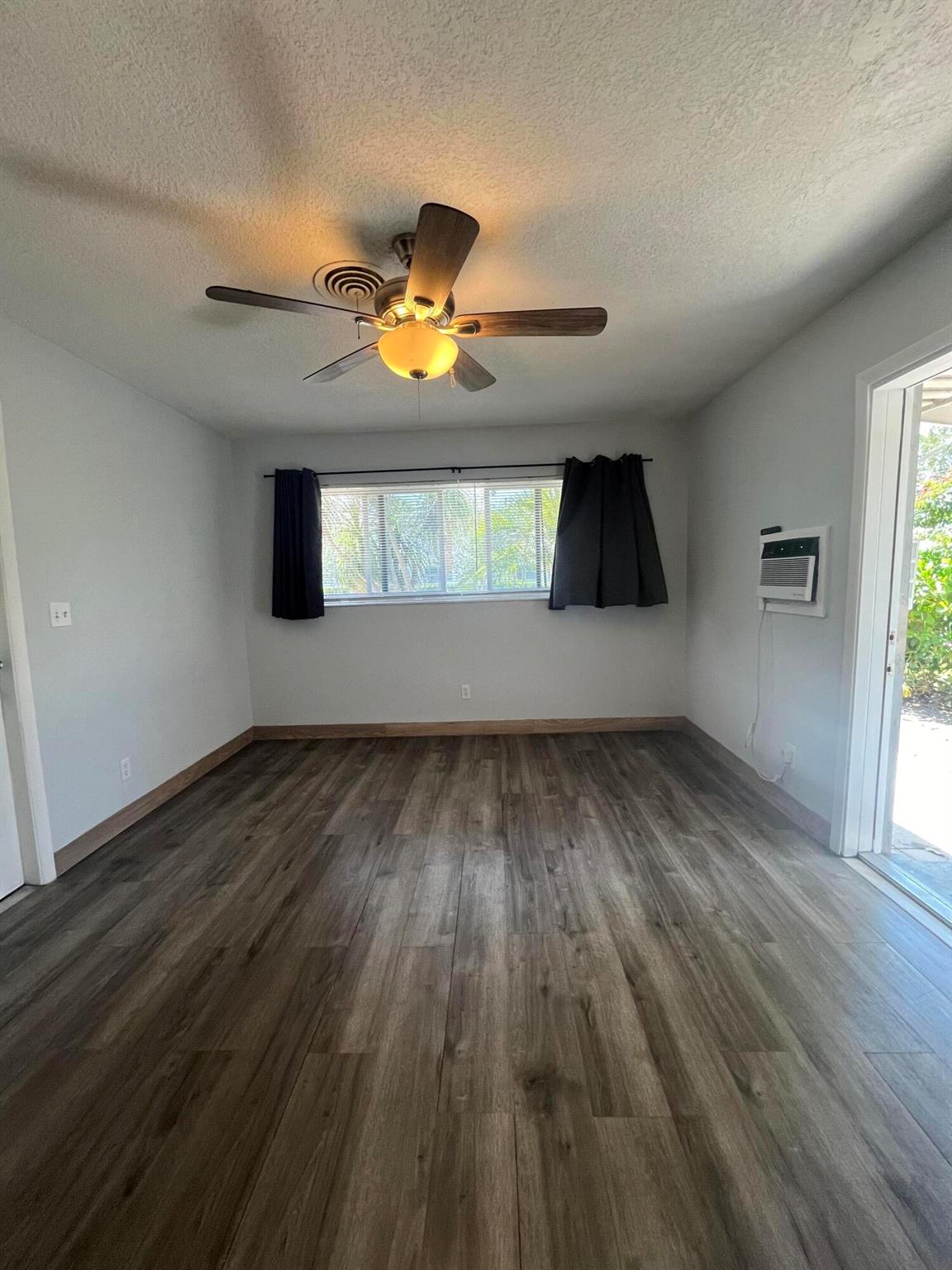 THE COVE - Residential Lease