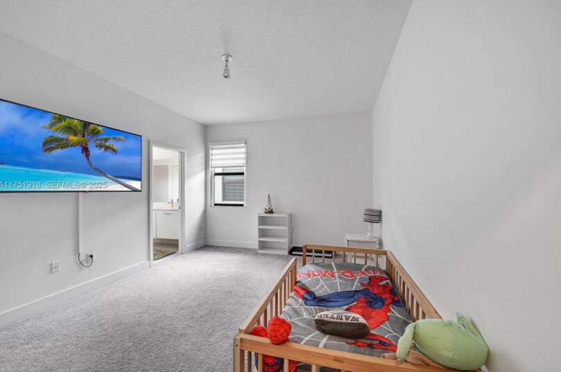 TUSCAN ISLES - Residential