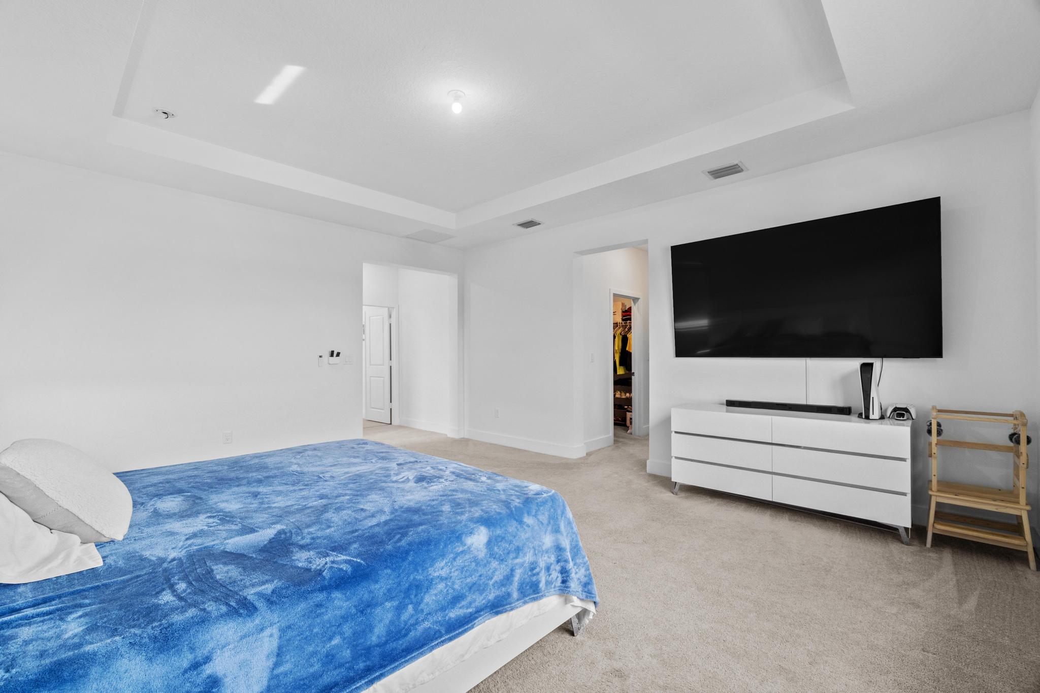 TUSCAN ISLES - Residential