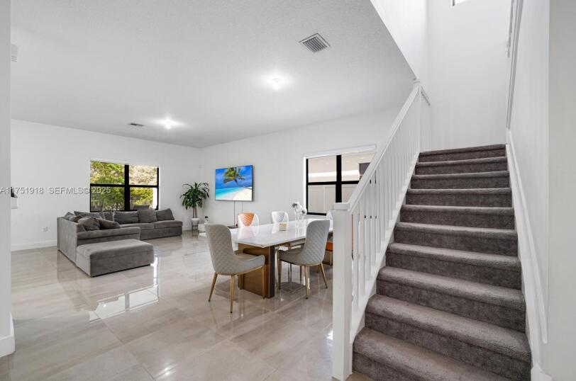 TUSCAN ISLES - Residential