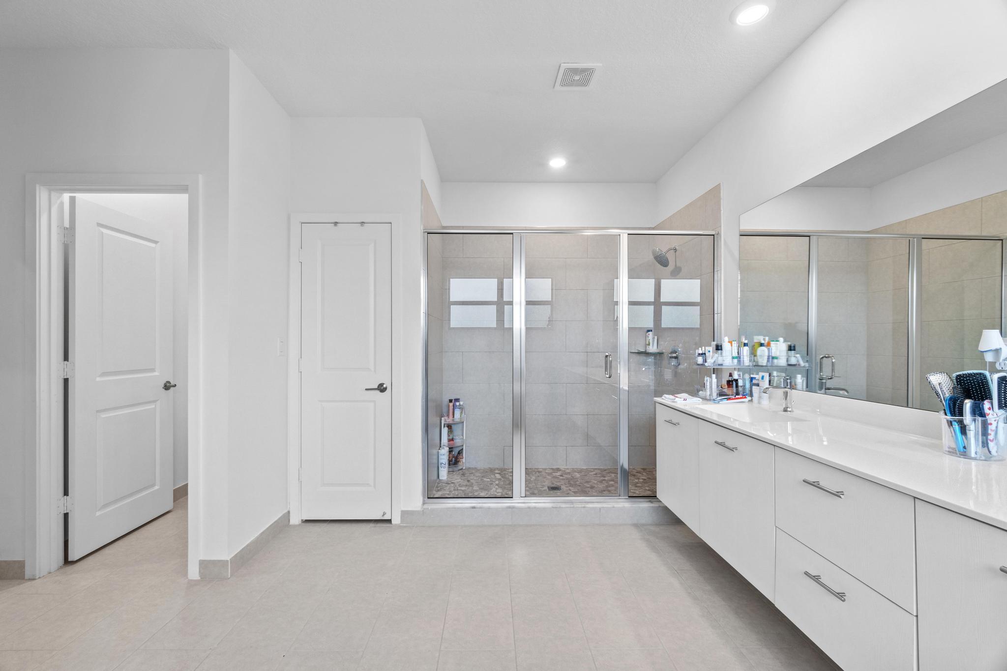 TUSCAN ISLES - Residential