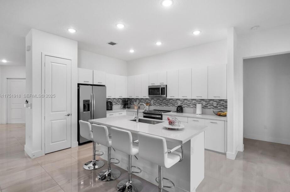 TUSCAN ISLES - Residential