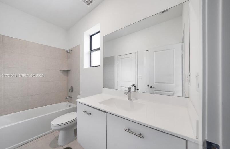 TUSCAN ISLES - Residential