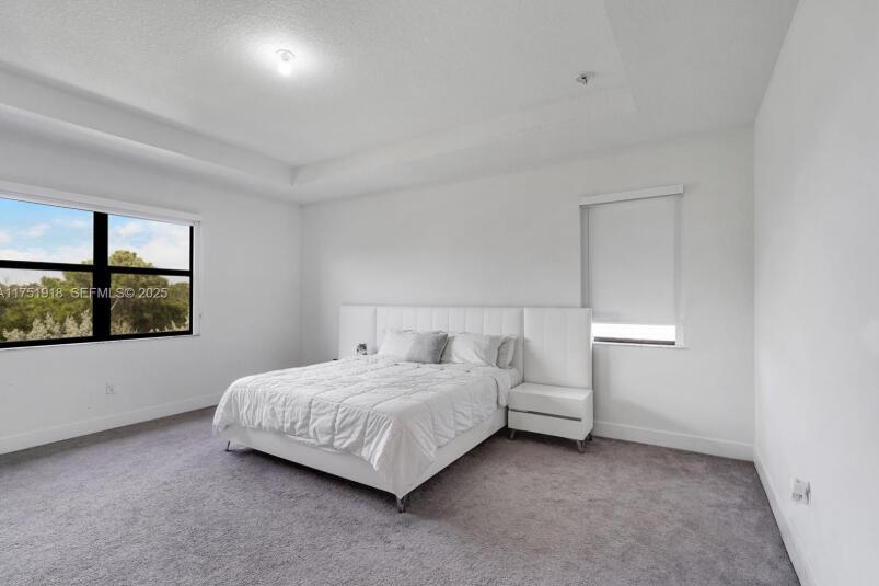 TUSCAN ISLES - Residential