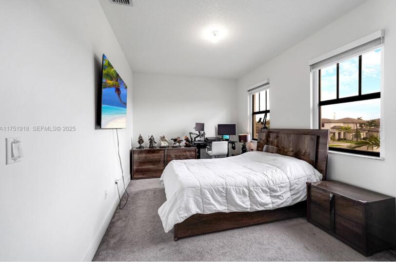 TUSCAN ISLES - Residential