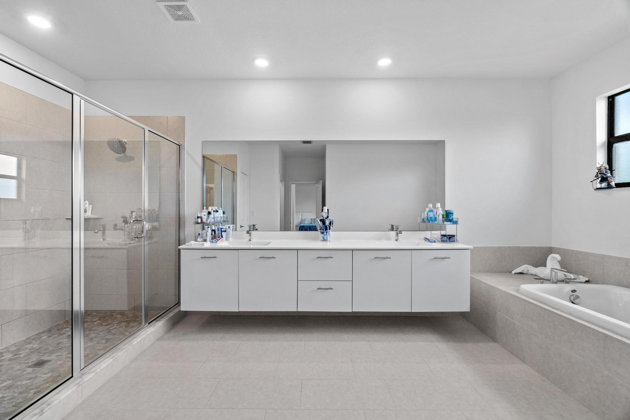 TUSCAN ISLES - Residential