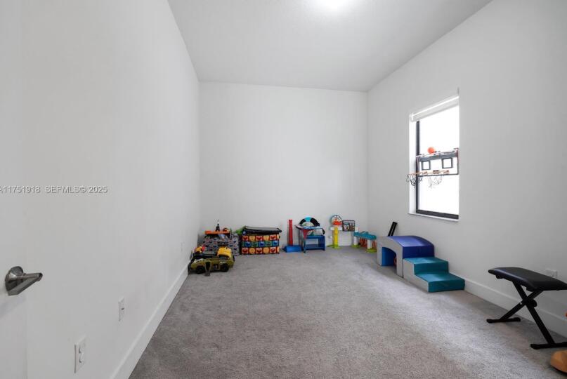 TUSCAN ISLES - Residential