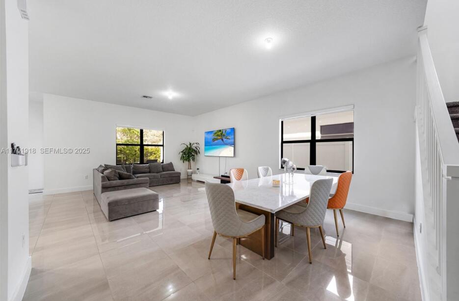 TUSCAN ISLES - Residential