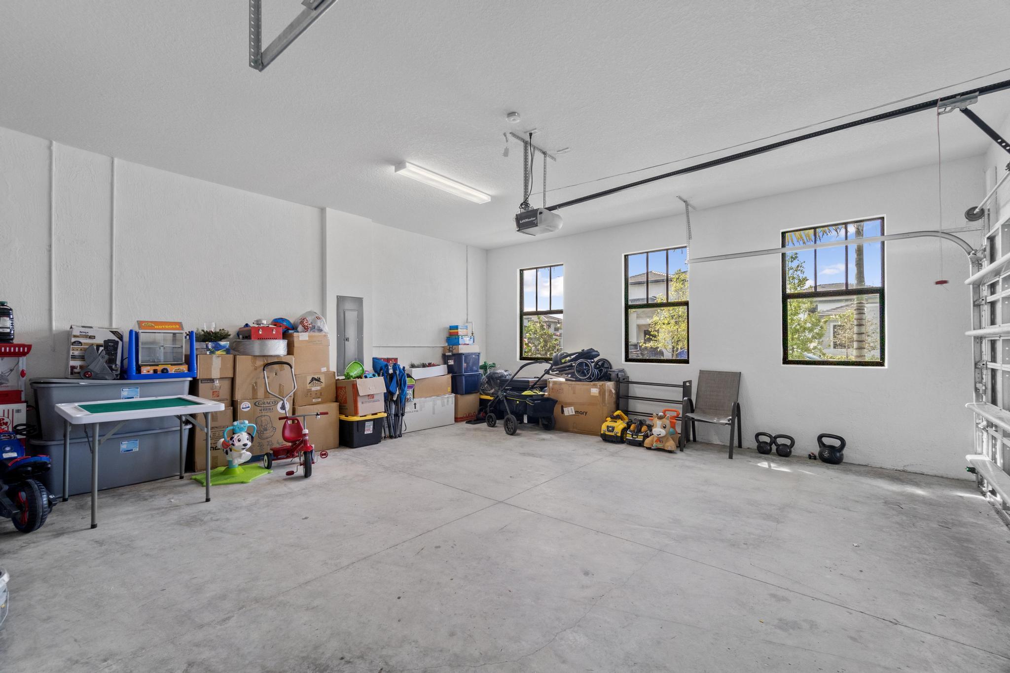 TUSCAN ISLES - Residential