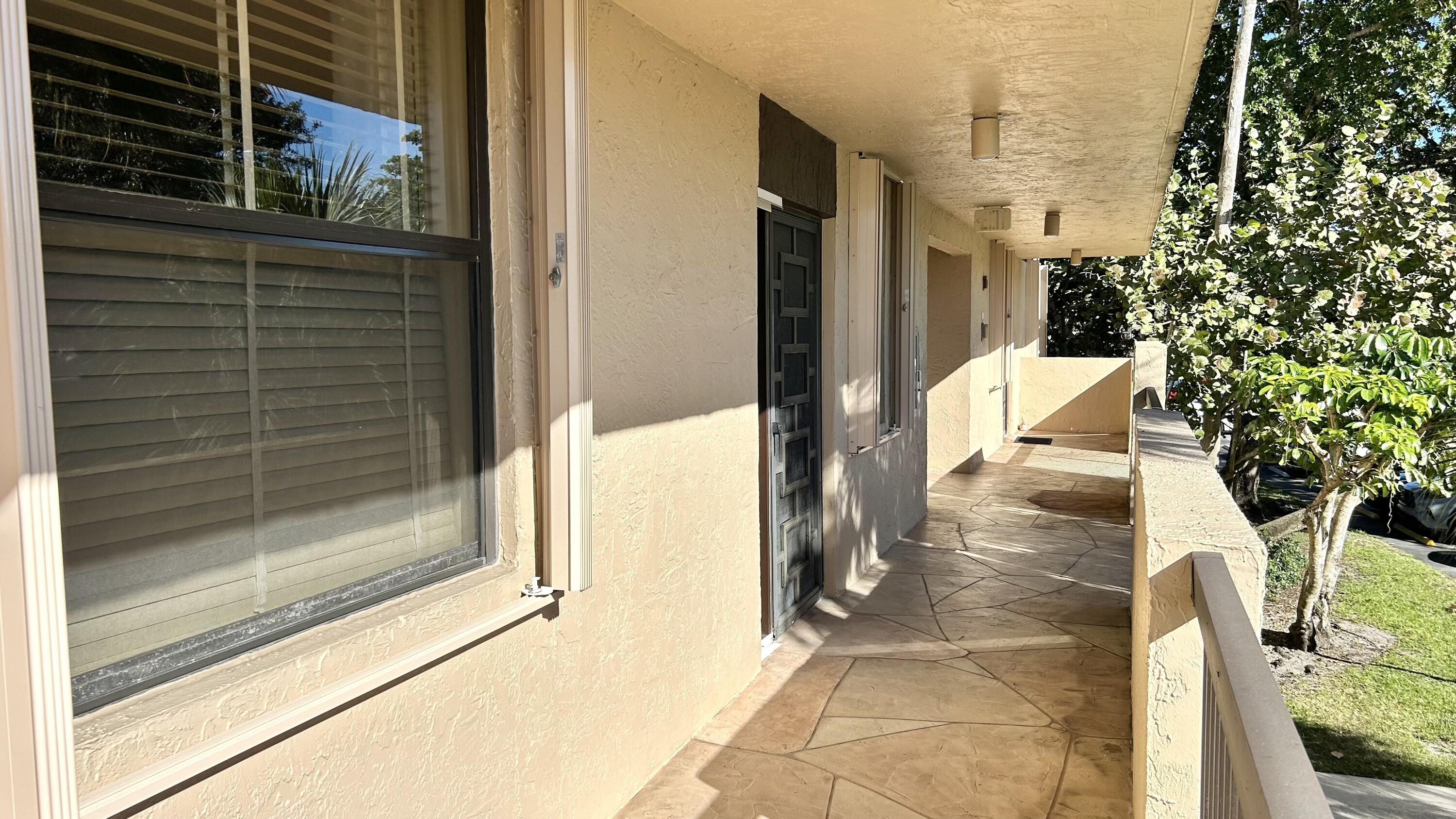 APPLEWOOD VILLAGE I-B CONDO - Residential