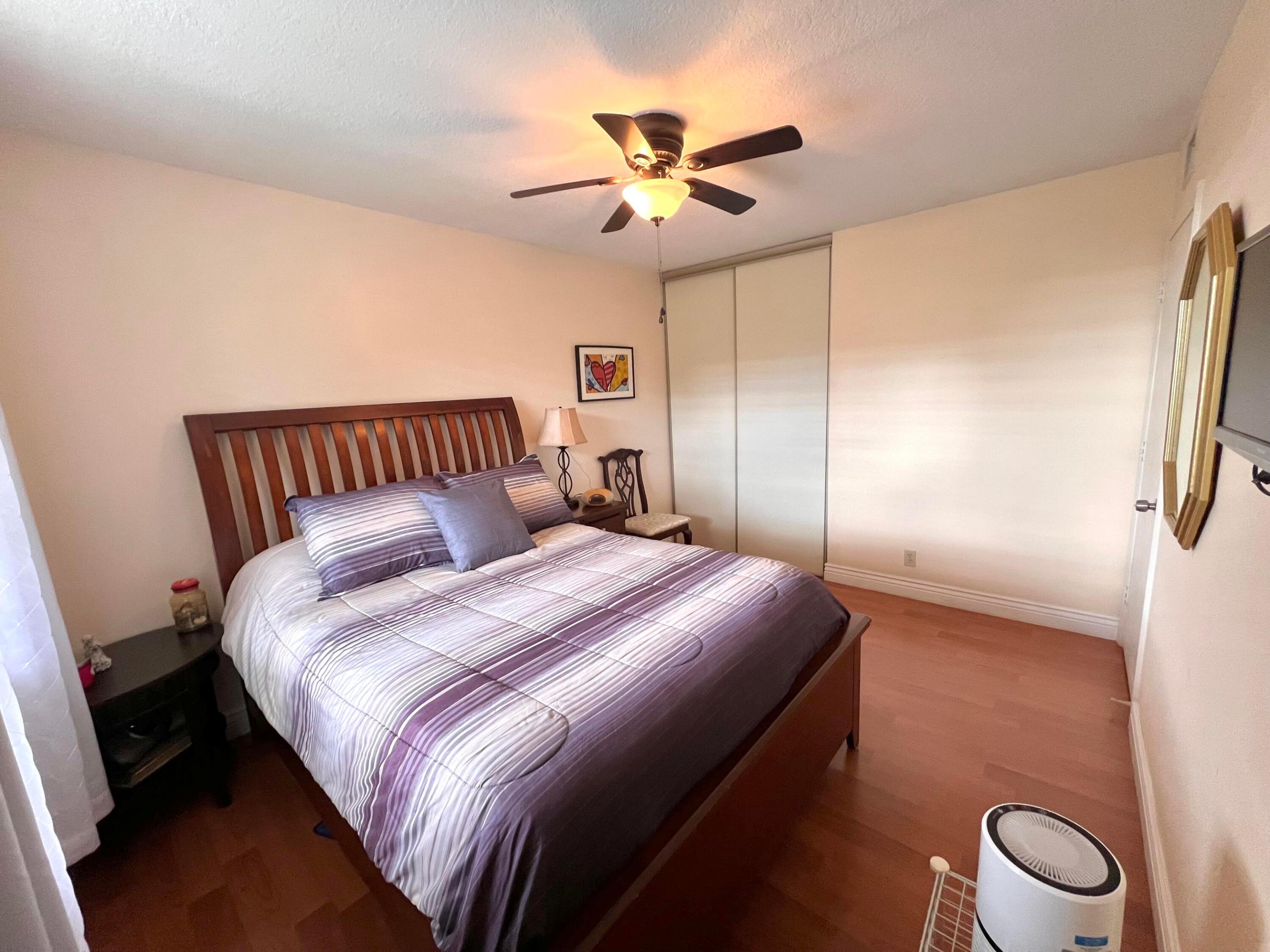 APPLEWOOD VILLAGE I-B CONDO - Residential