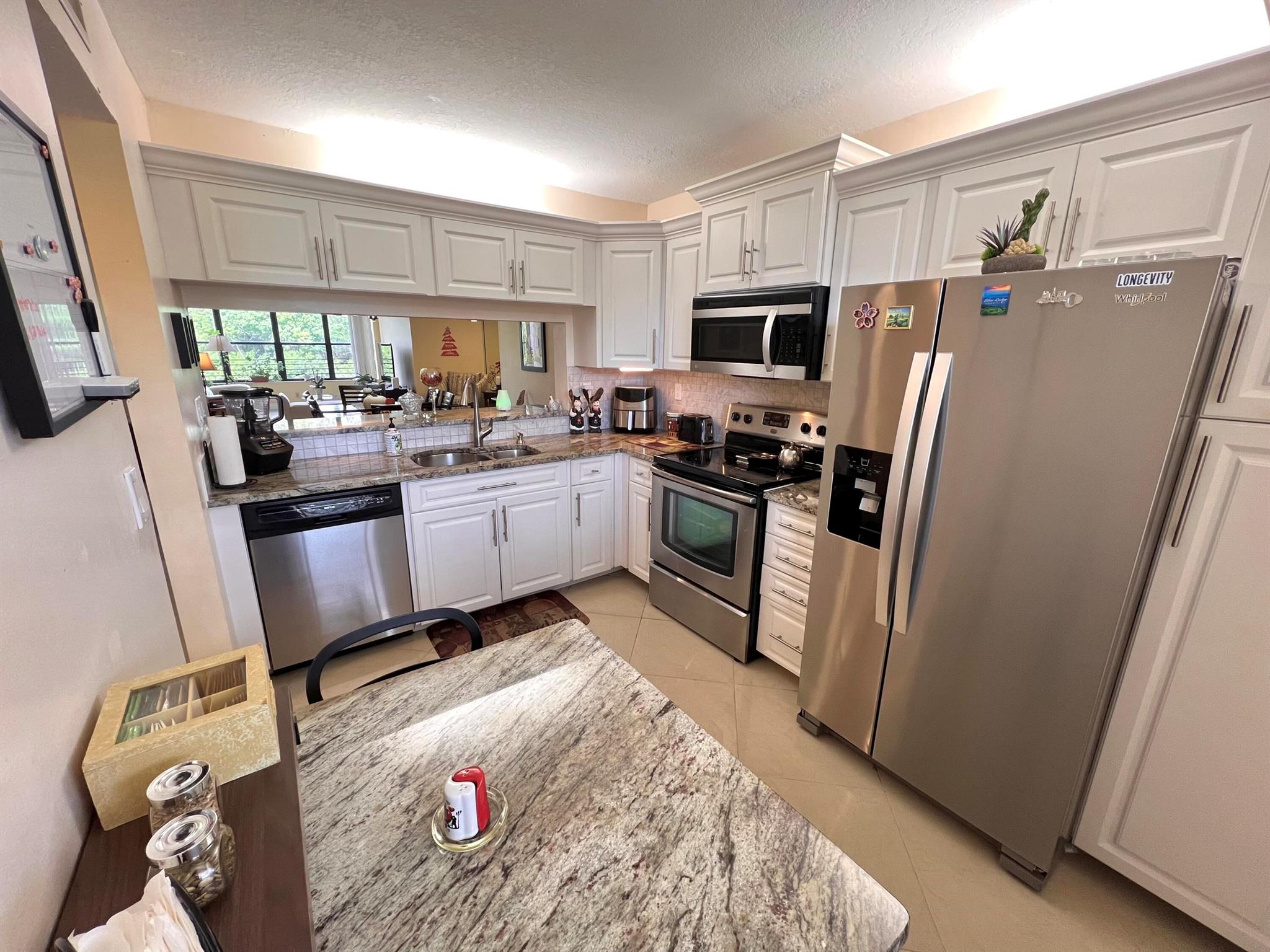 APPLEWOOD VILLAGE I-B CON - Residential