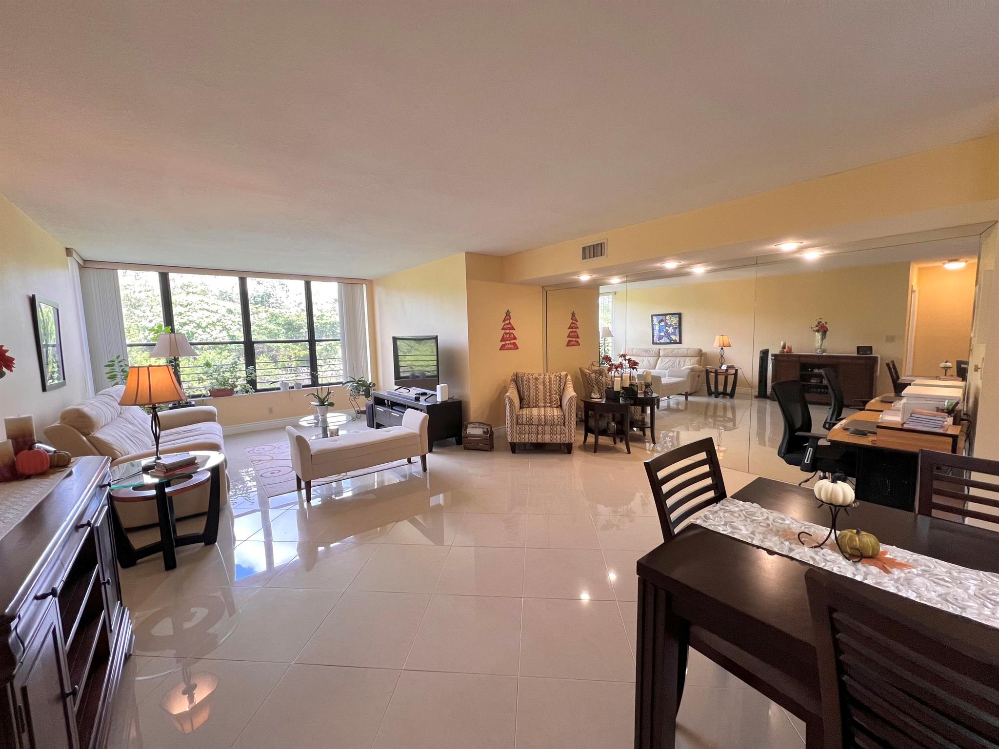 APPLEWOOD VILLAGE I-B CON - Residential