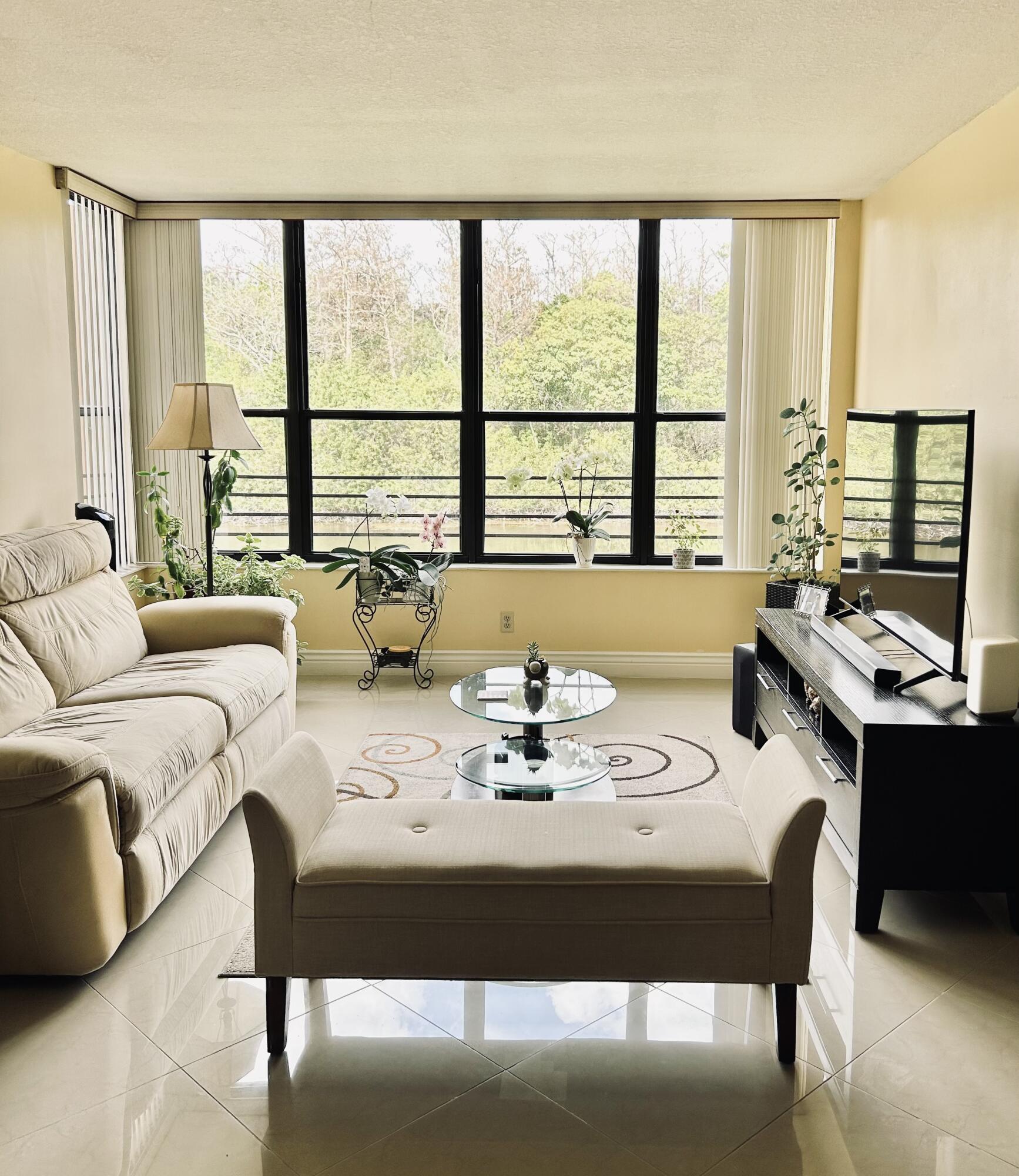 APPLEWOOD VILLAGE I-B CONDO - Residential