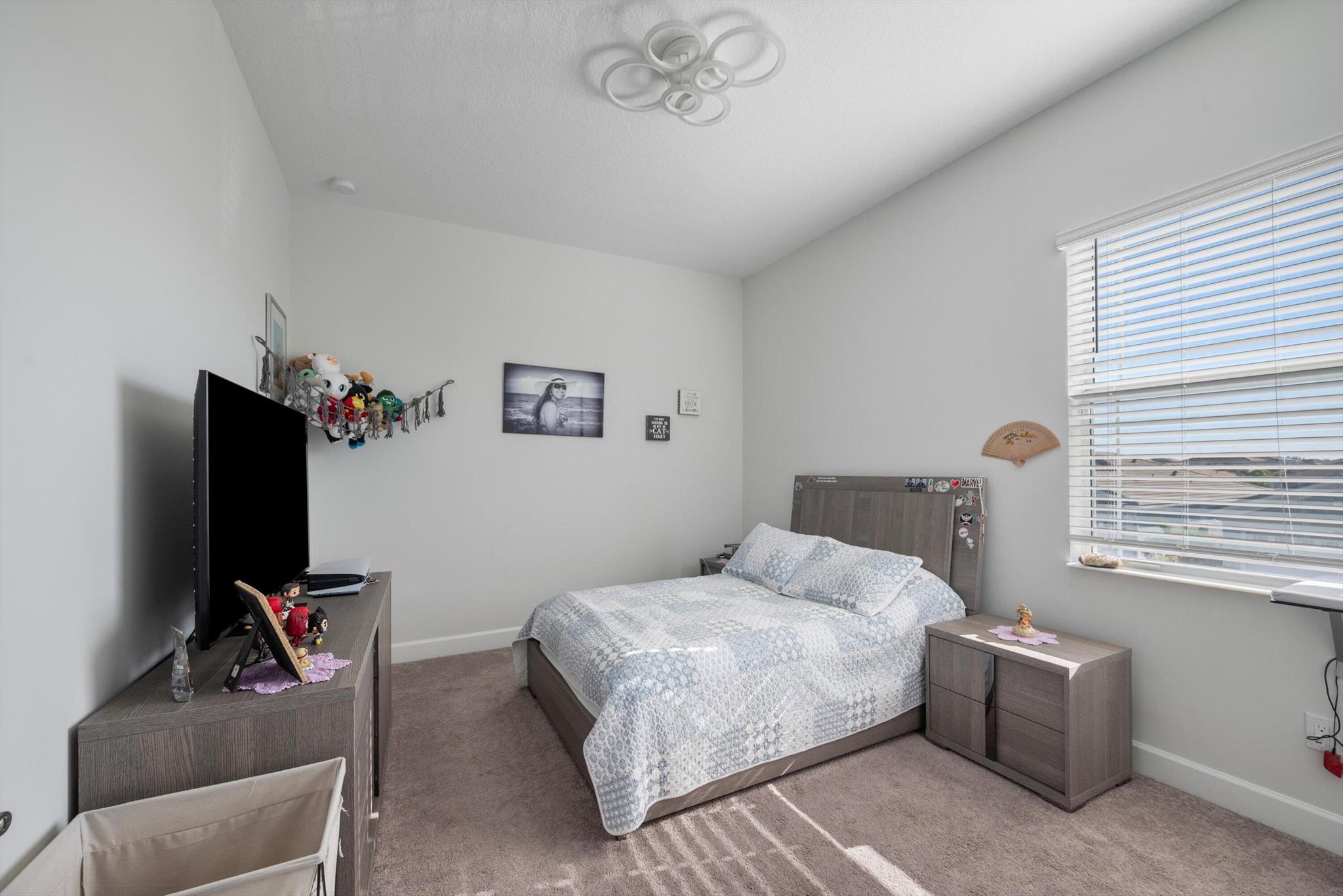 GROVES OF WESTLAKE PHASE - Residential