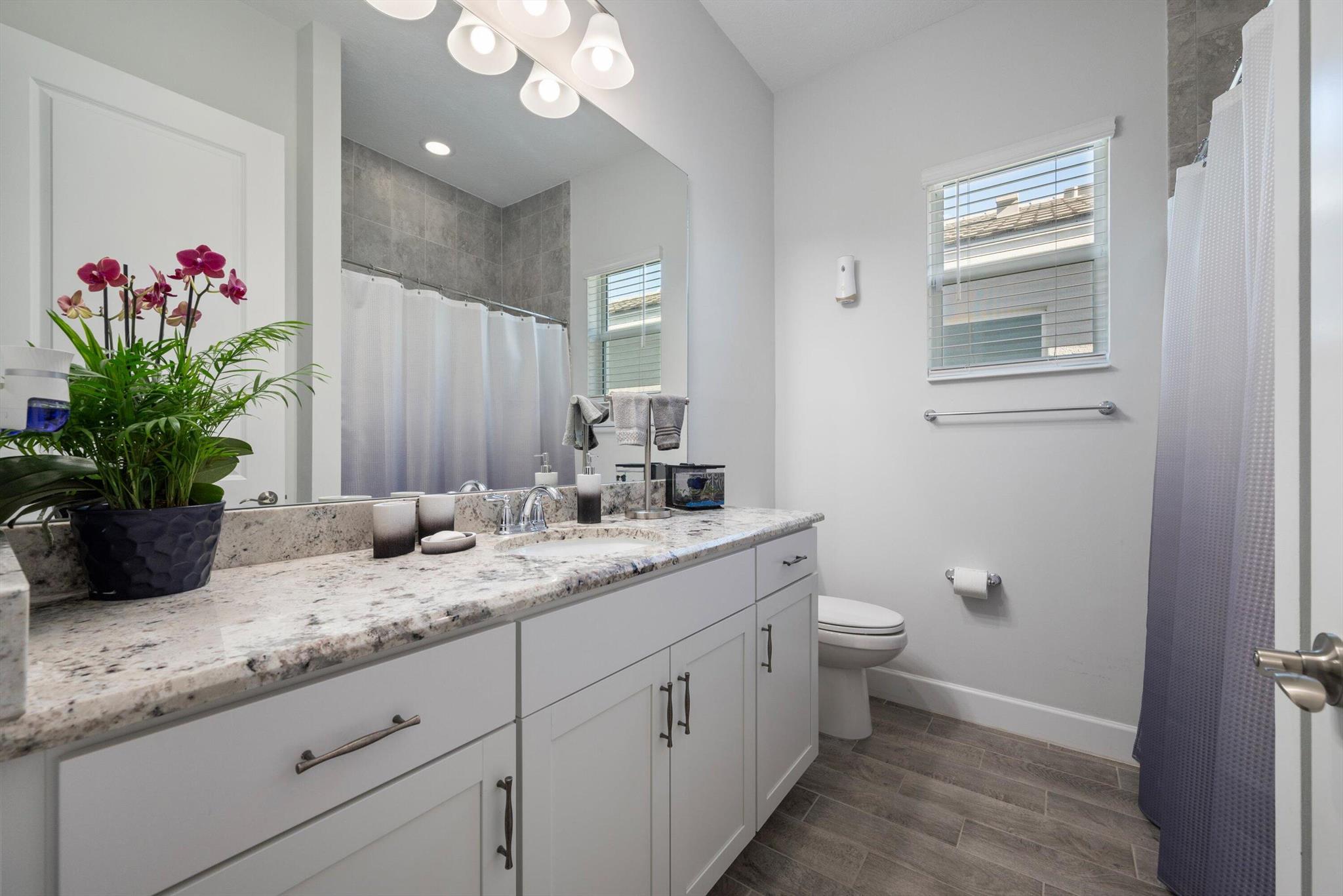 GROVES OF WESTLAKE PHASE - Residential