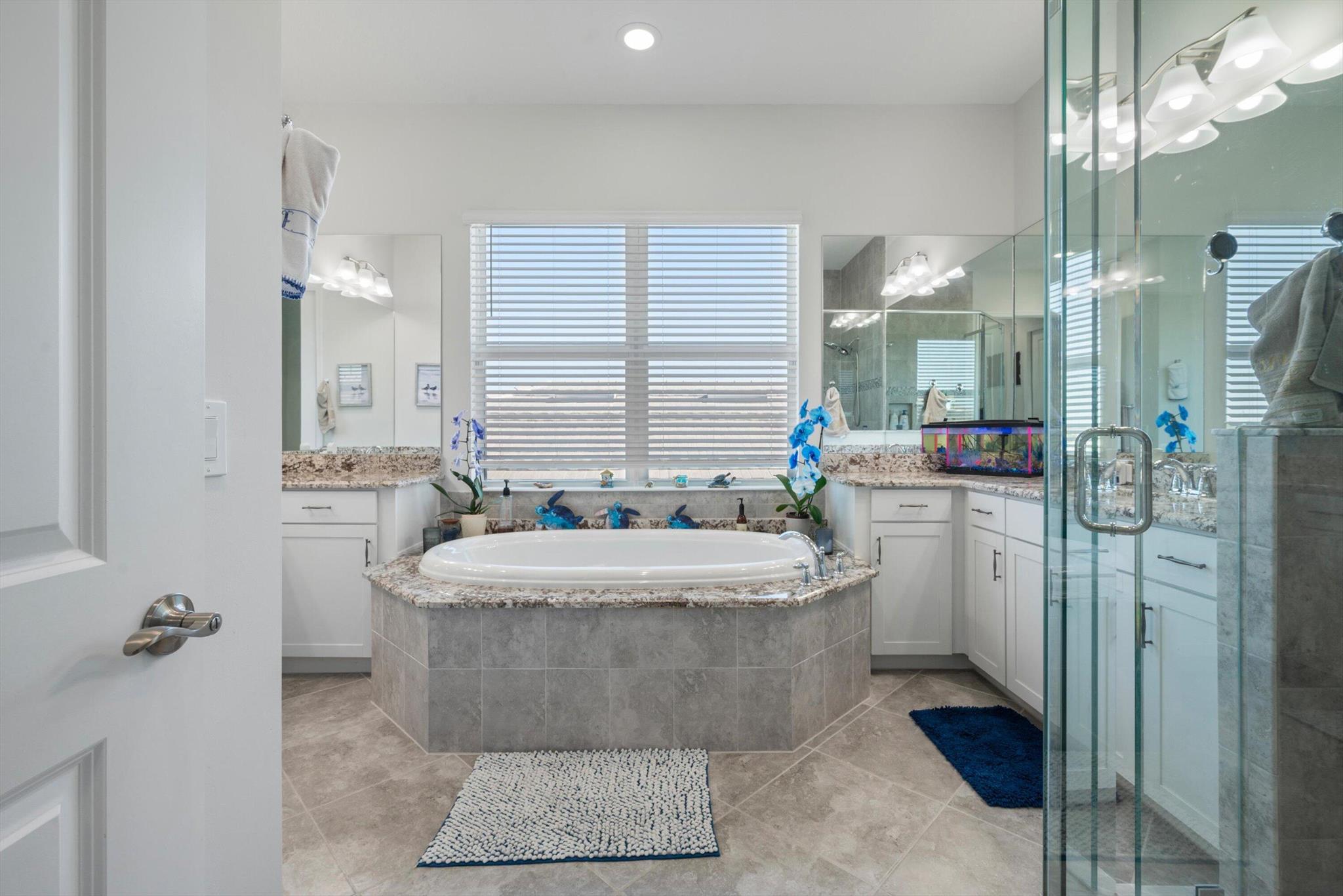 GROVES OF WESTLAKE PHASE - Residential
