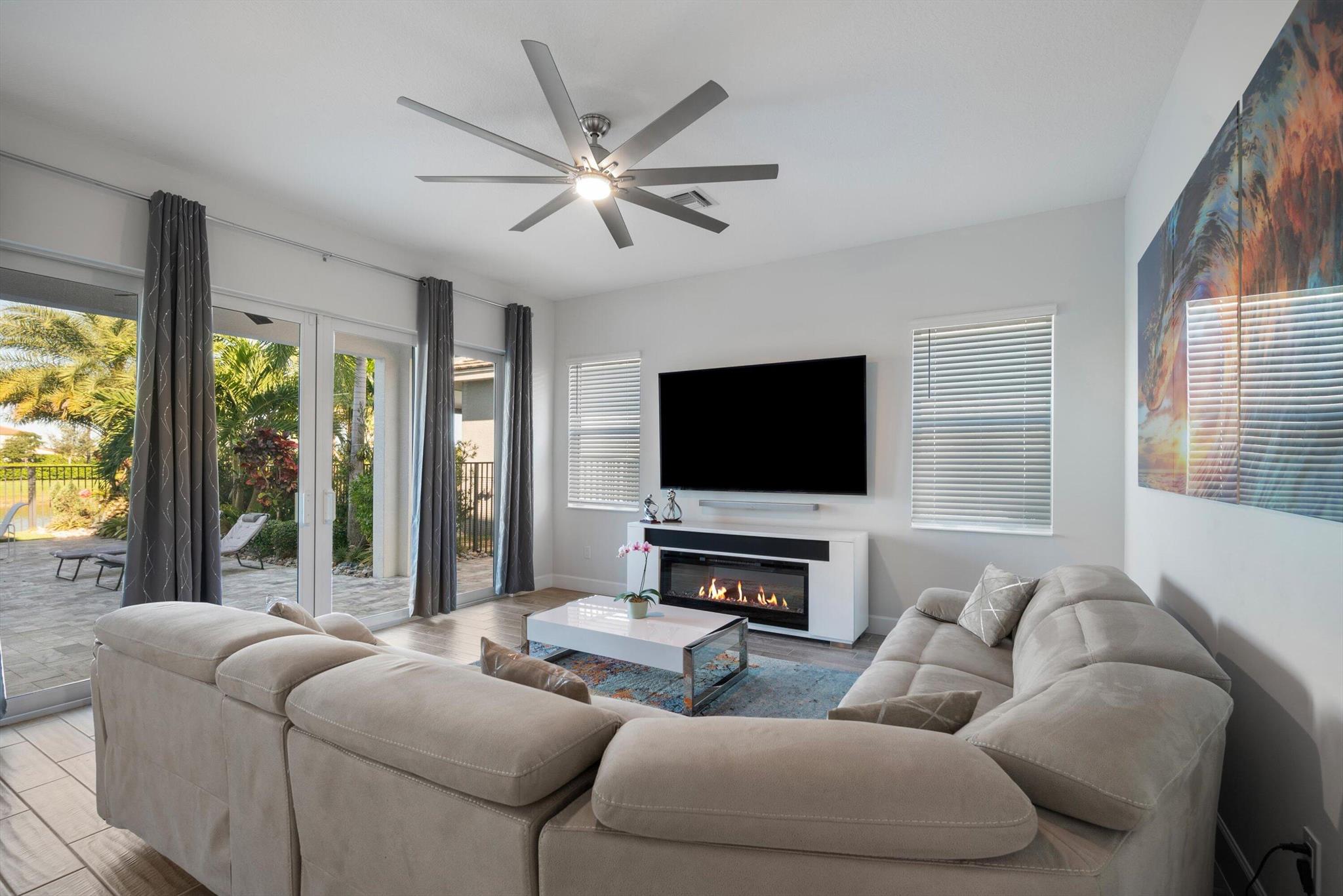 GROVES OF WESTLAKE PHASE - Residential
