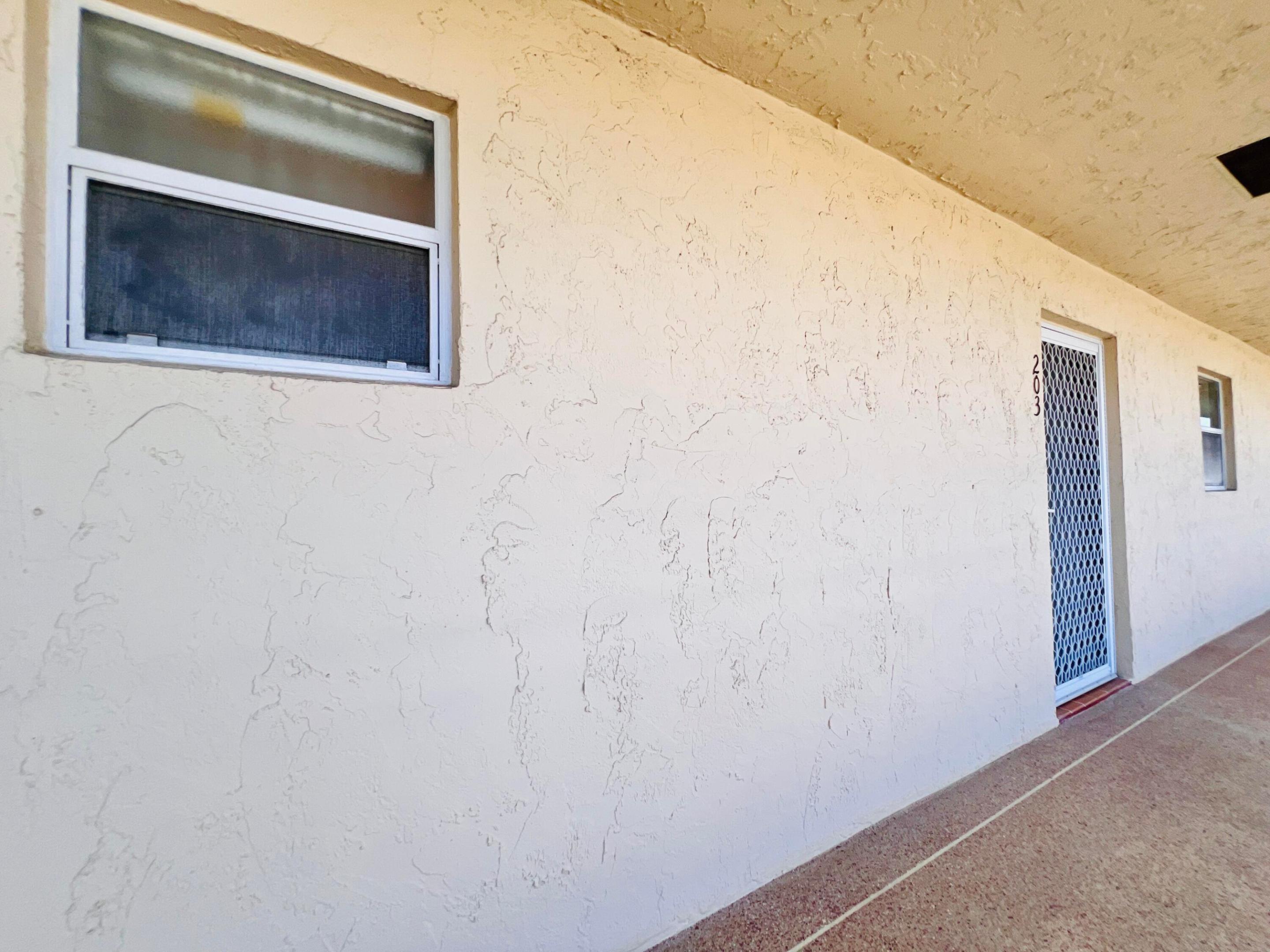 CENTURY VILLAGE -OXFORD CONDO - Residential