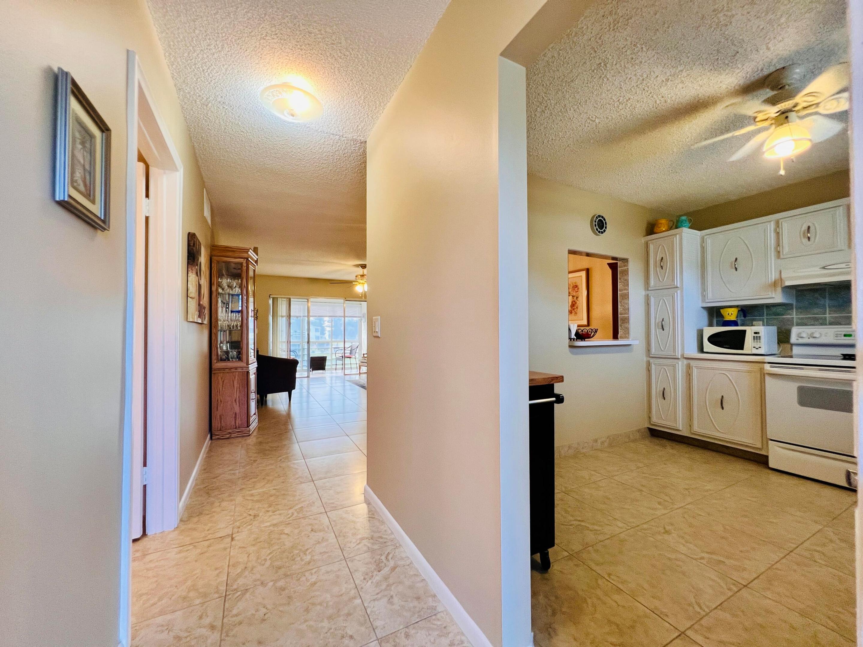 CENTURY VILLAGE -OXFORD CONDO - Residential