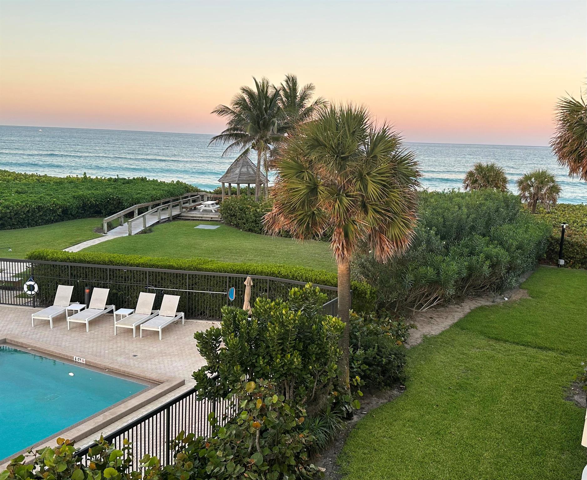 JUNO SHORES RESORT CONDO - Residential Lease