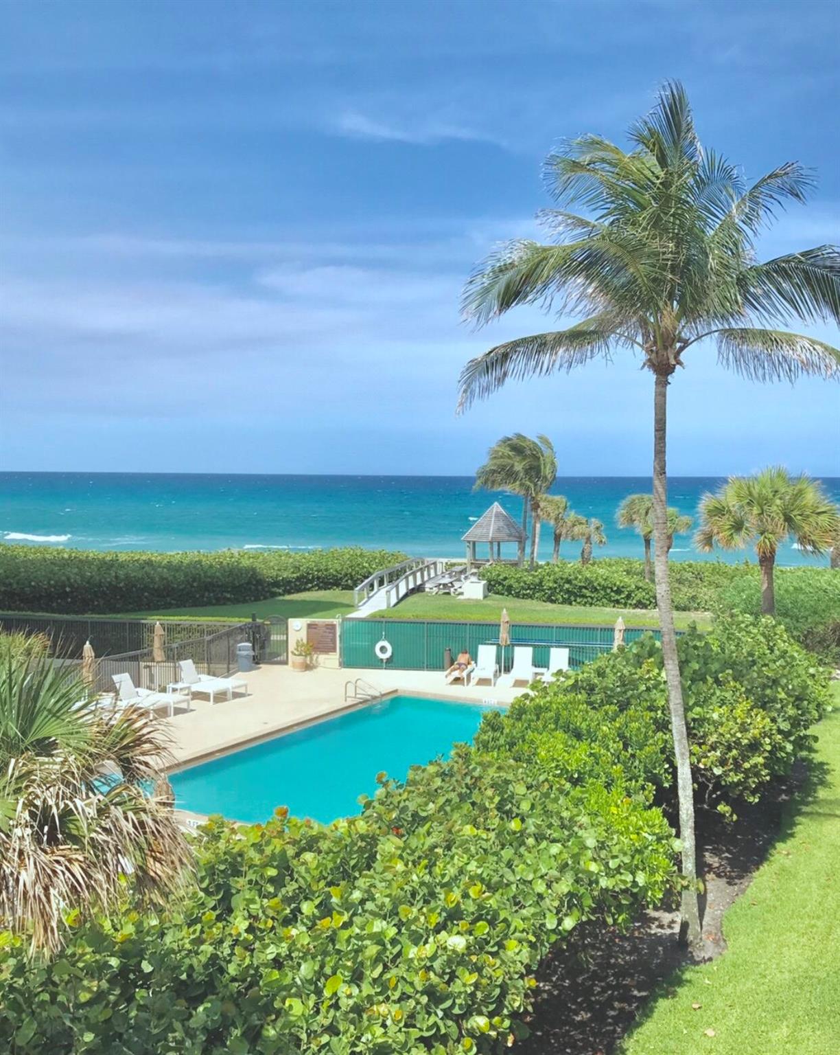 JUNO SHORES RESORT CONDO - Residential Lease