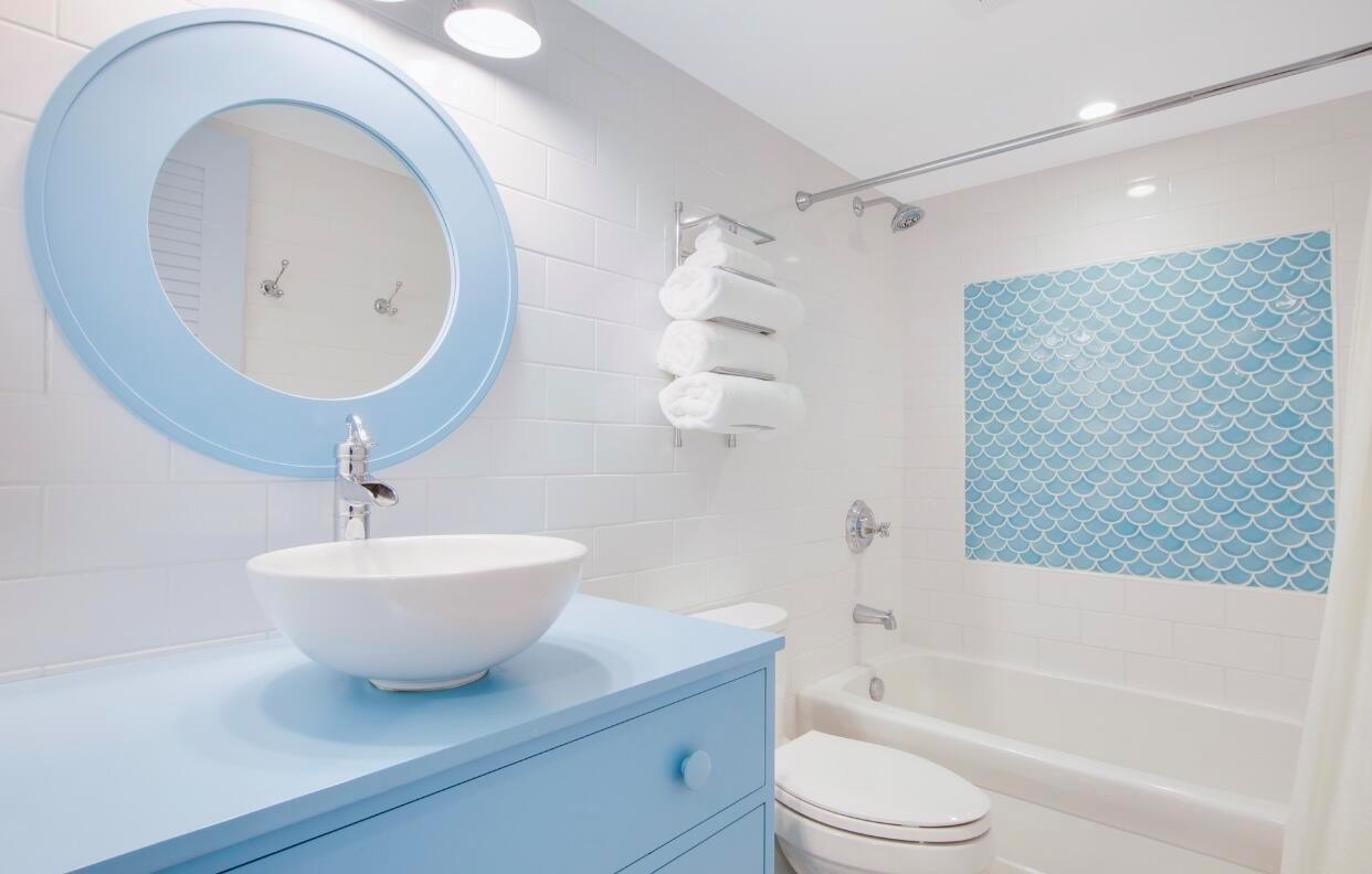 JUNO SHORES RESORT CONDO - Residential Lease