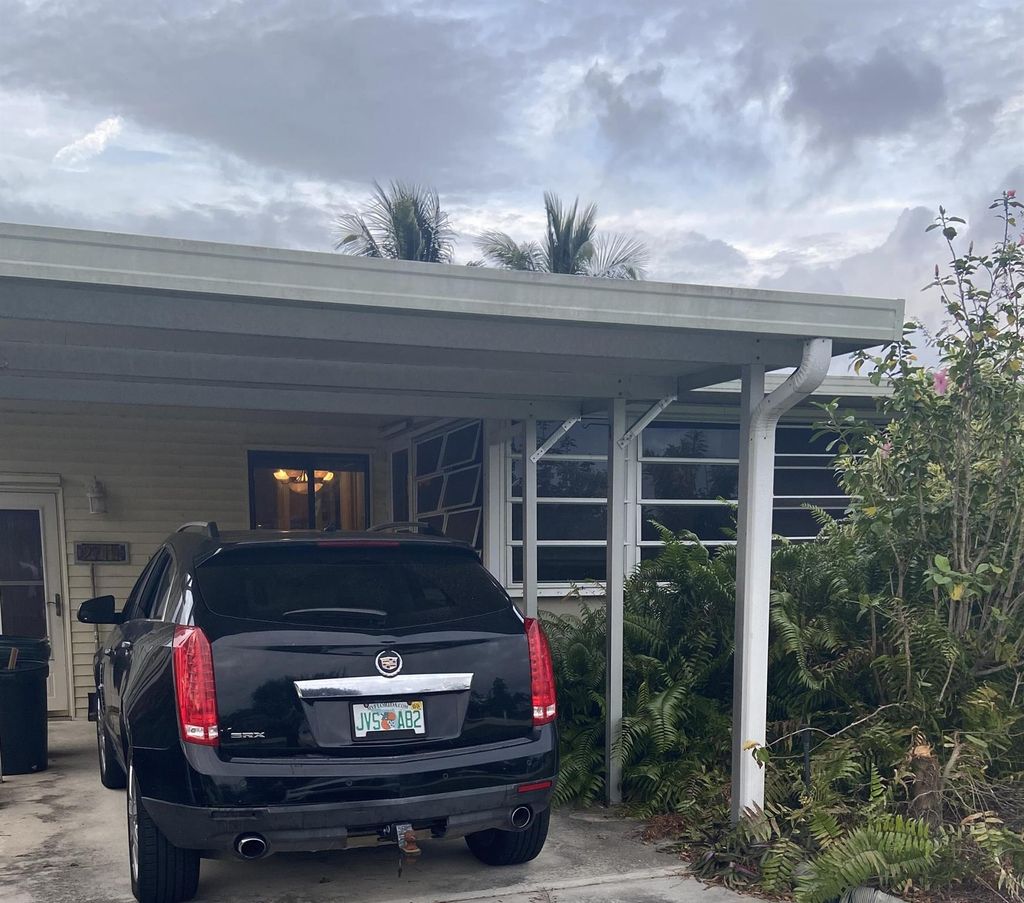 Photo of 2719 SW Thunderbird Trail, Stuart, FL 34997 (MLS # R10906132)