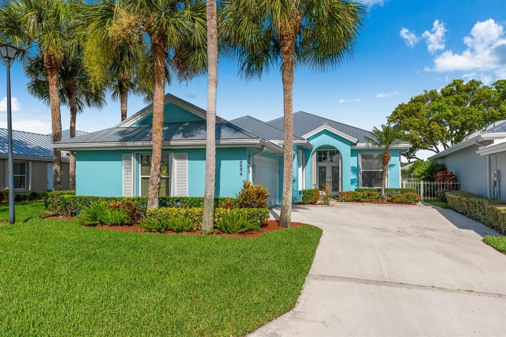 Photo of 2964 SW Brighton Way, Palm City, FL 34990 (MLS # R10813590)