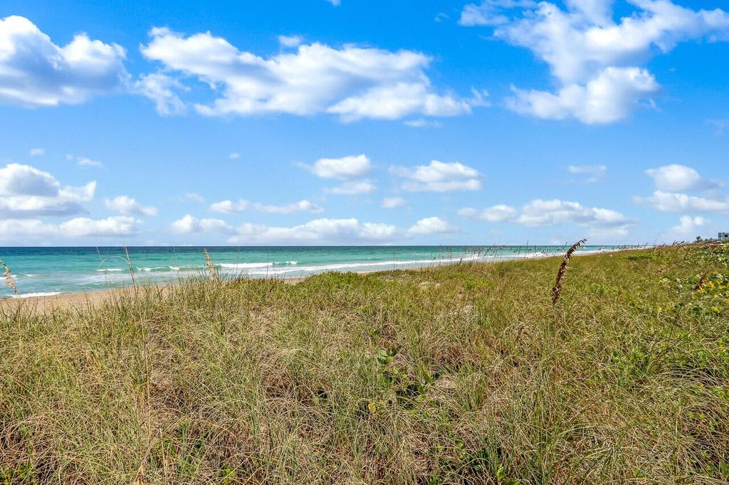 Photo of 1501 NE Ocean Boulevard #1, Stuart, FL 34996 (MLS # R11076110)